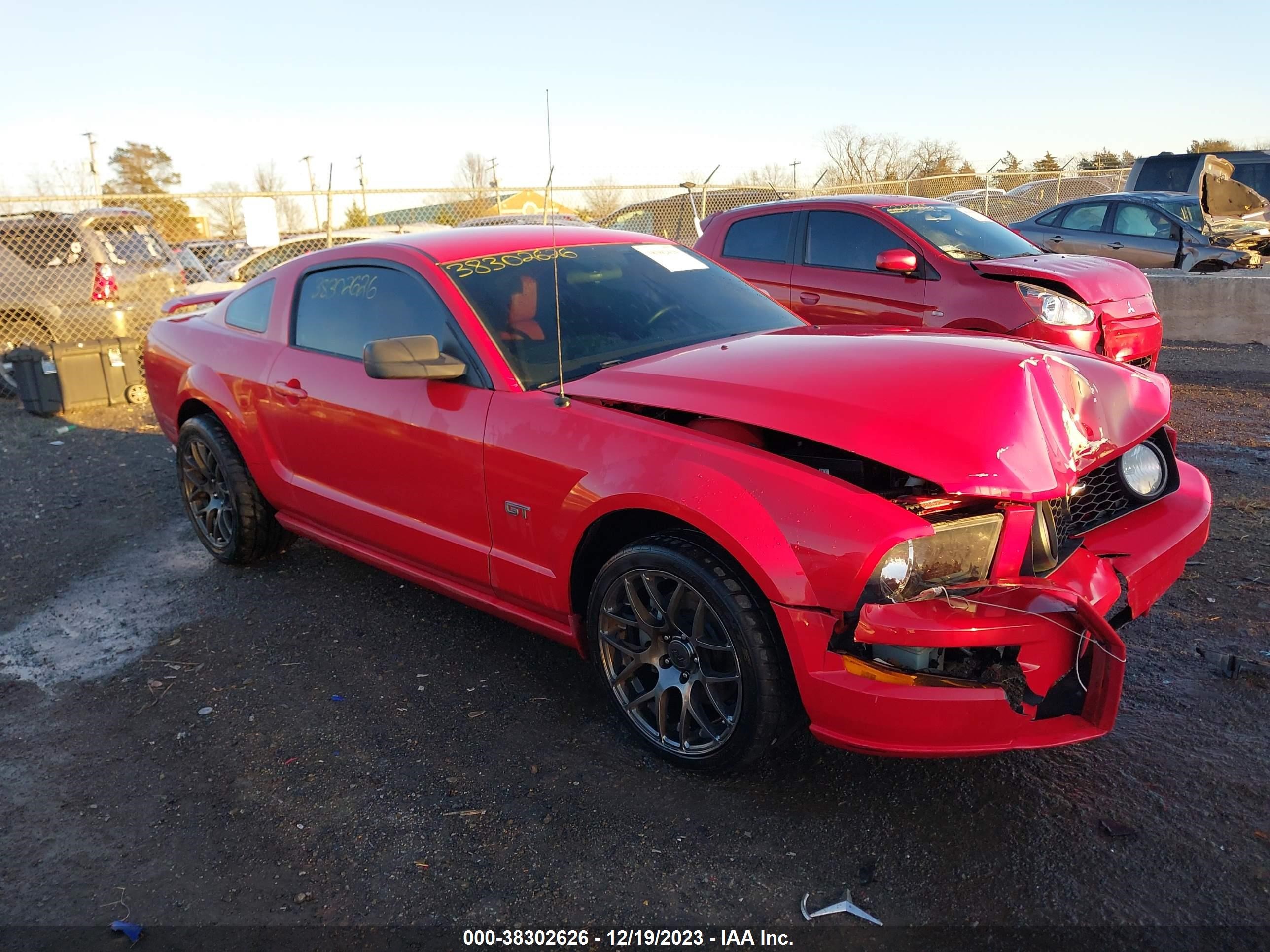 ford mustang 2005 1zvft82h955102259