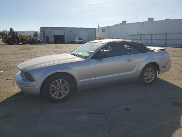 ford mustang 2005 1zvft84n055221496