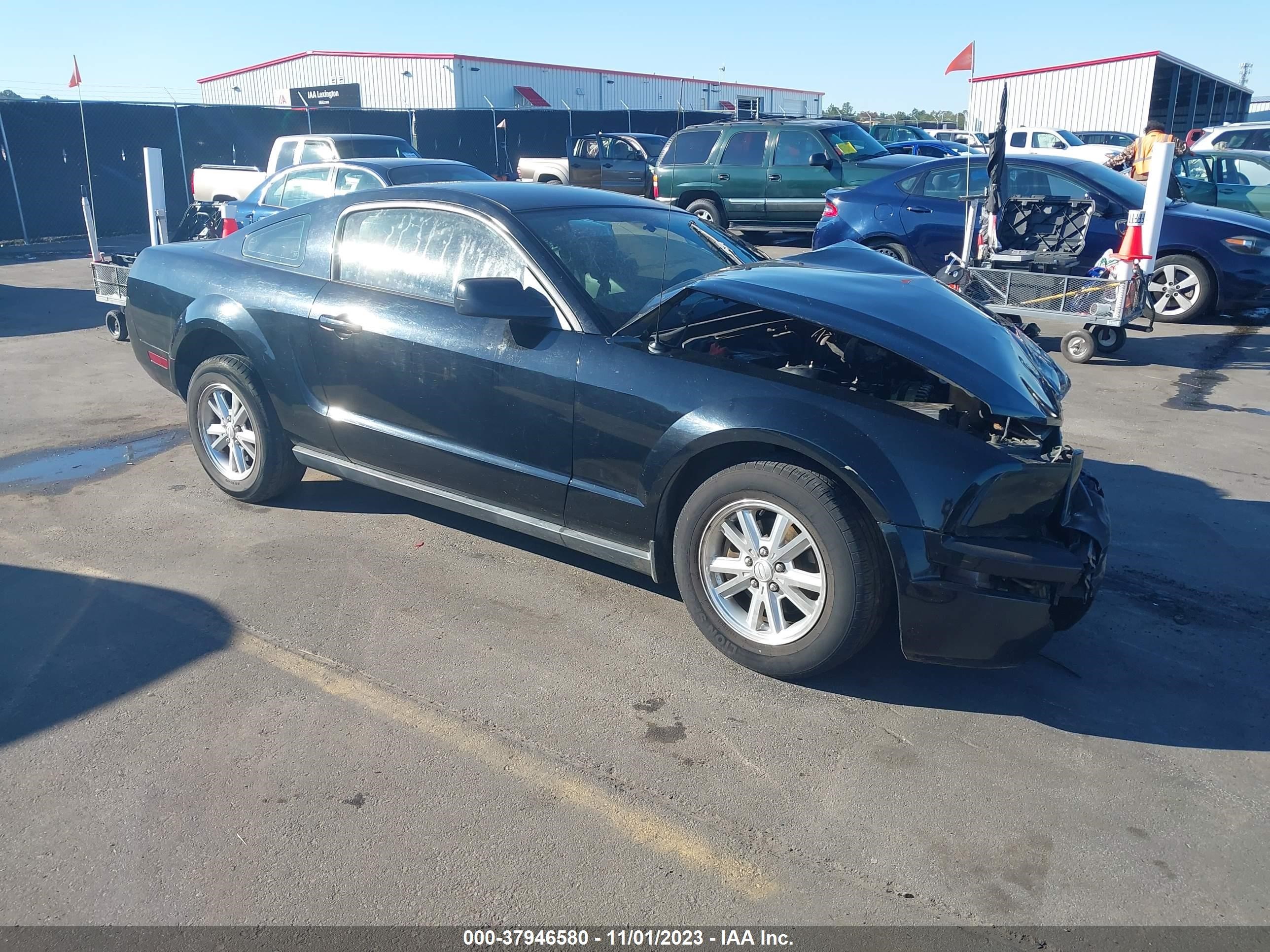 ford mustang 2008 1zvht80n185105632