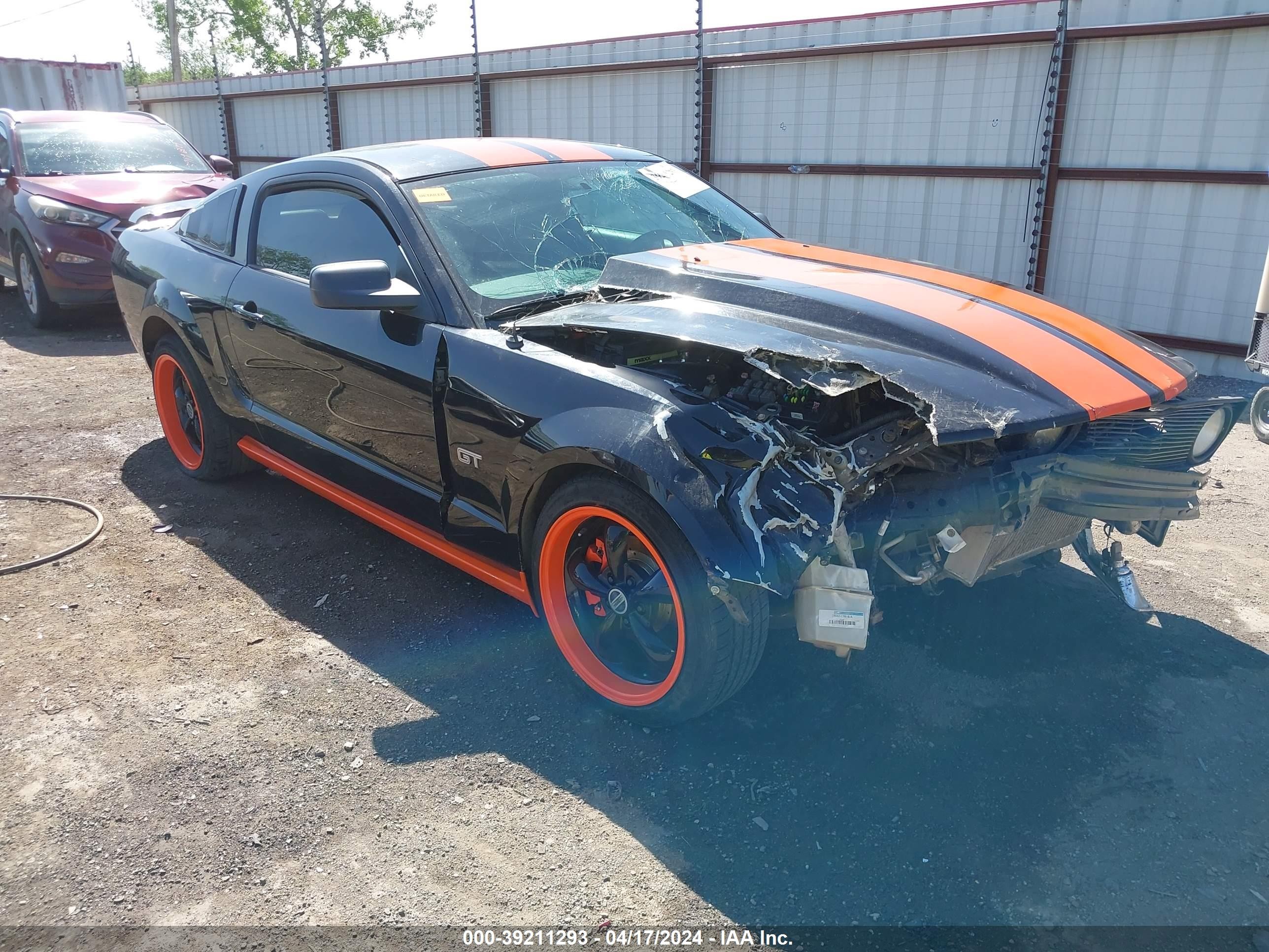 ford mustang 2006 1zvht82h265195149