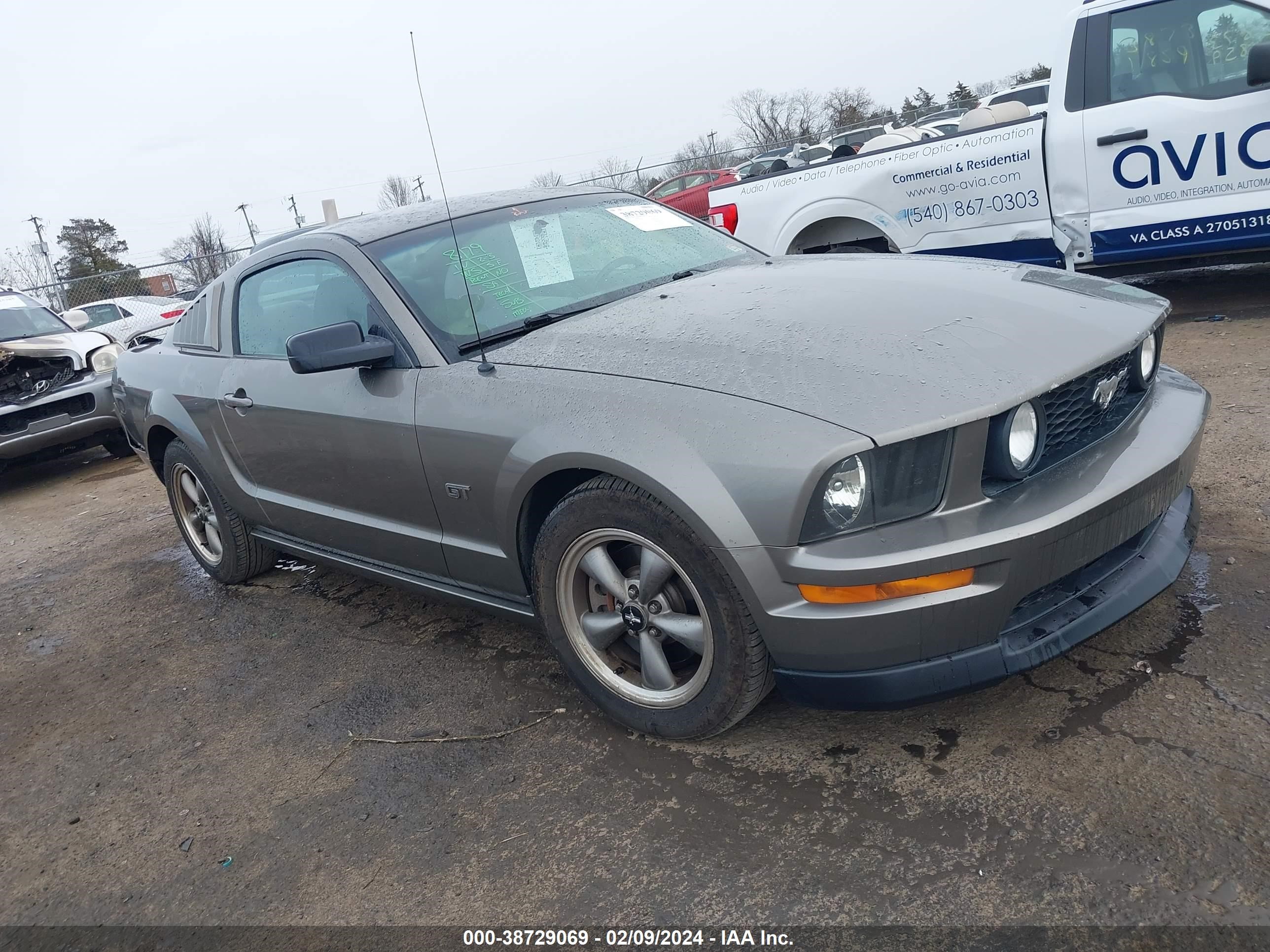 ford mustang 2005 1zvht82h355252022