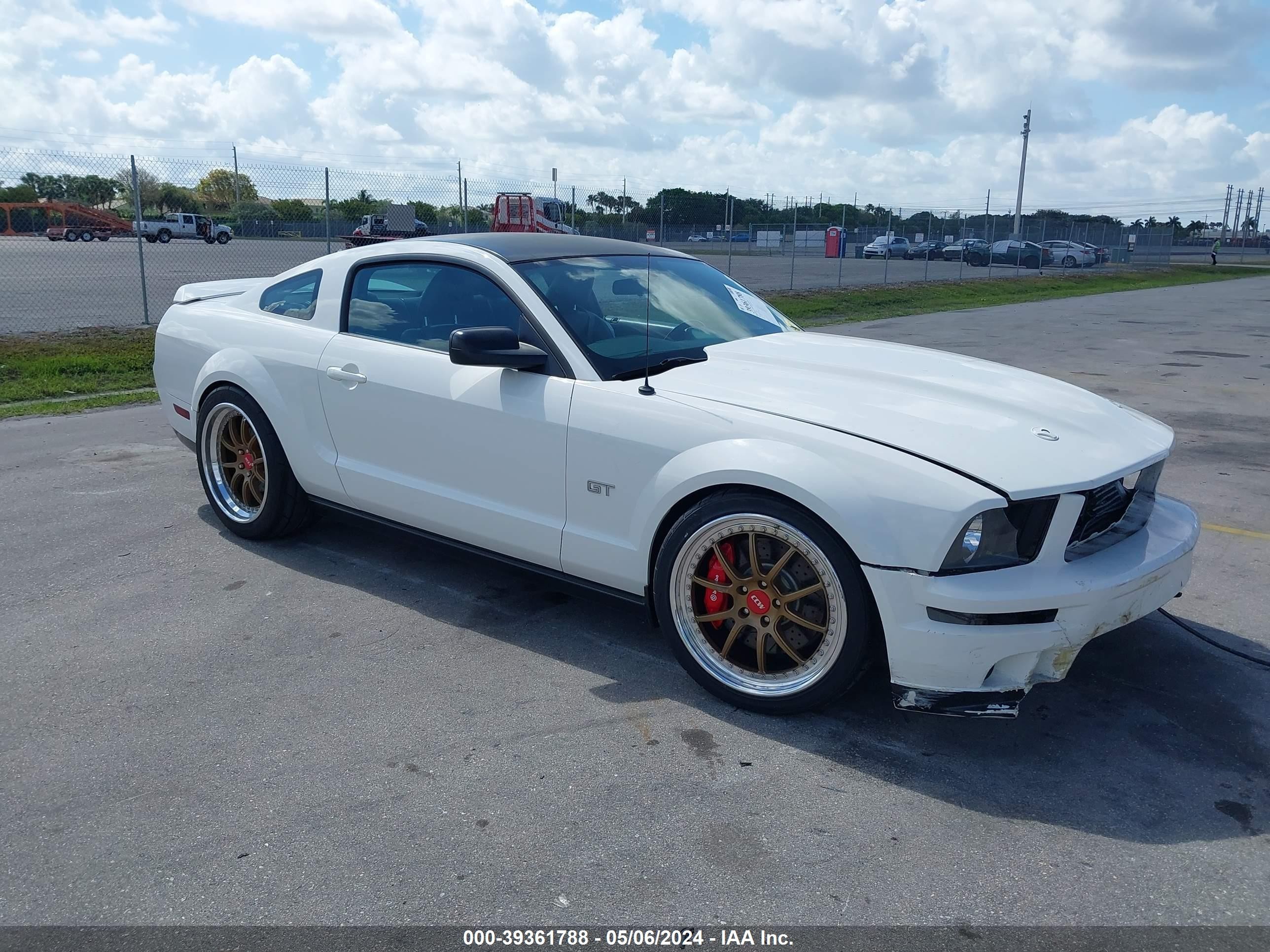 ford mustang 2007 1zvht82h475329323