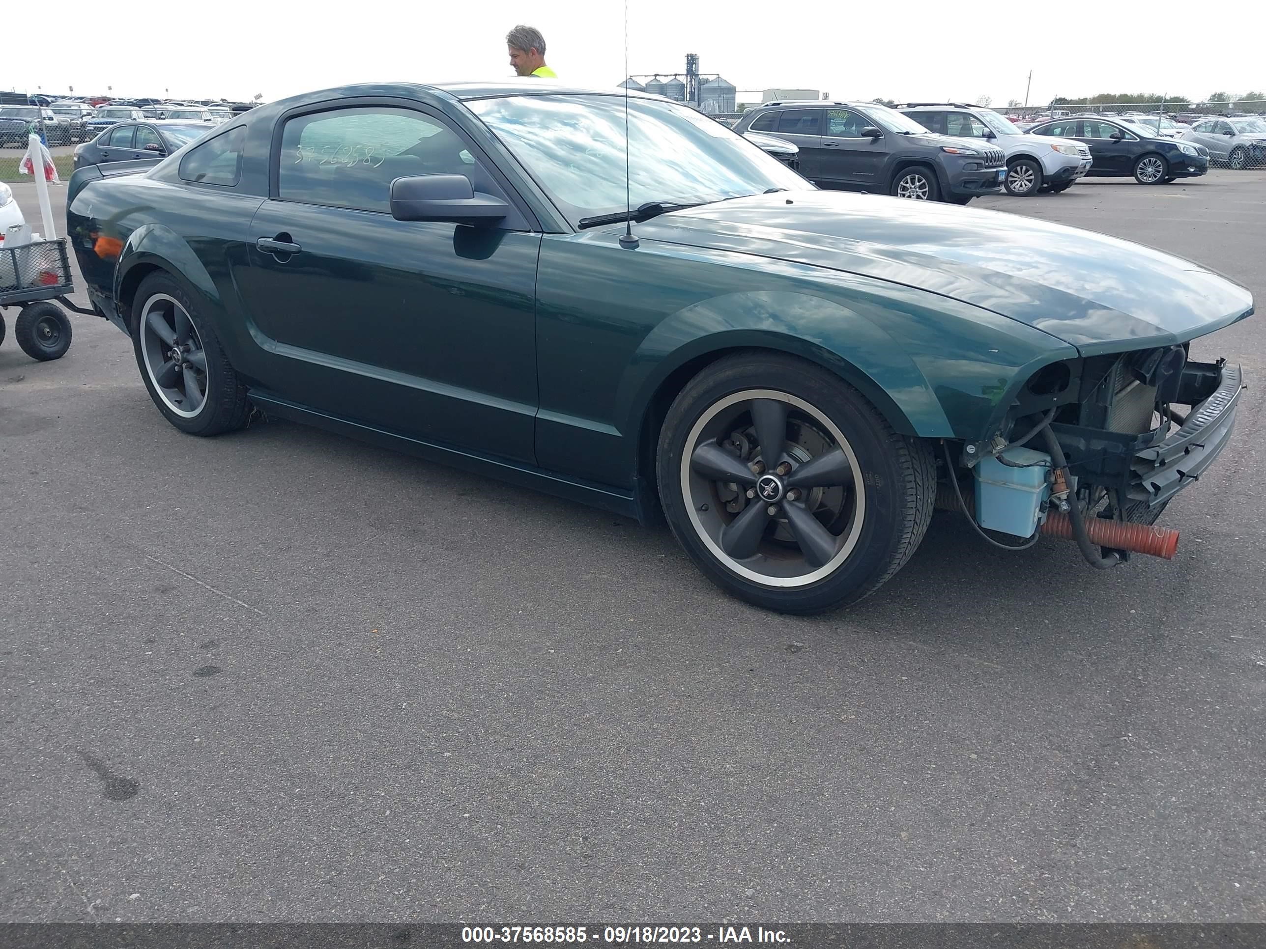 ford mustang 2008 1zvht82h585180079