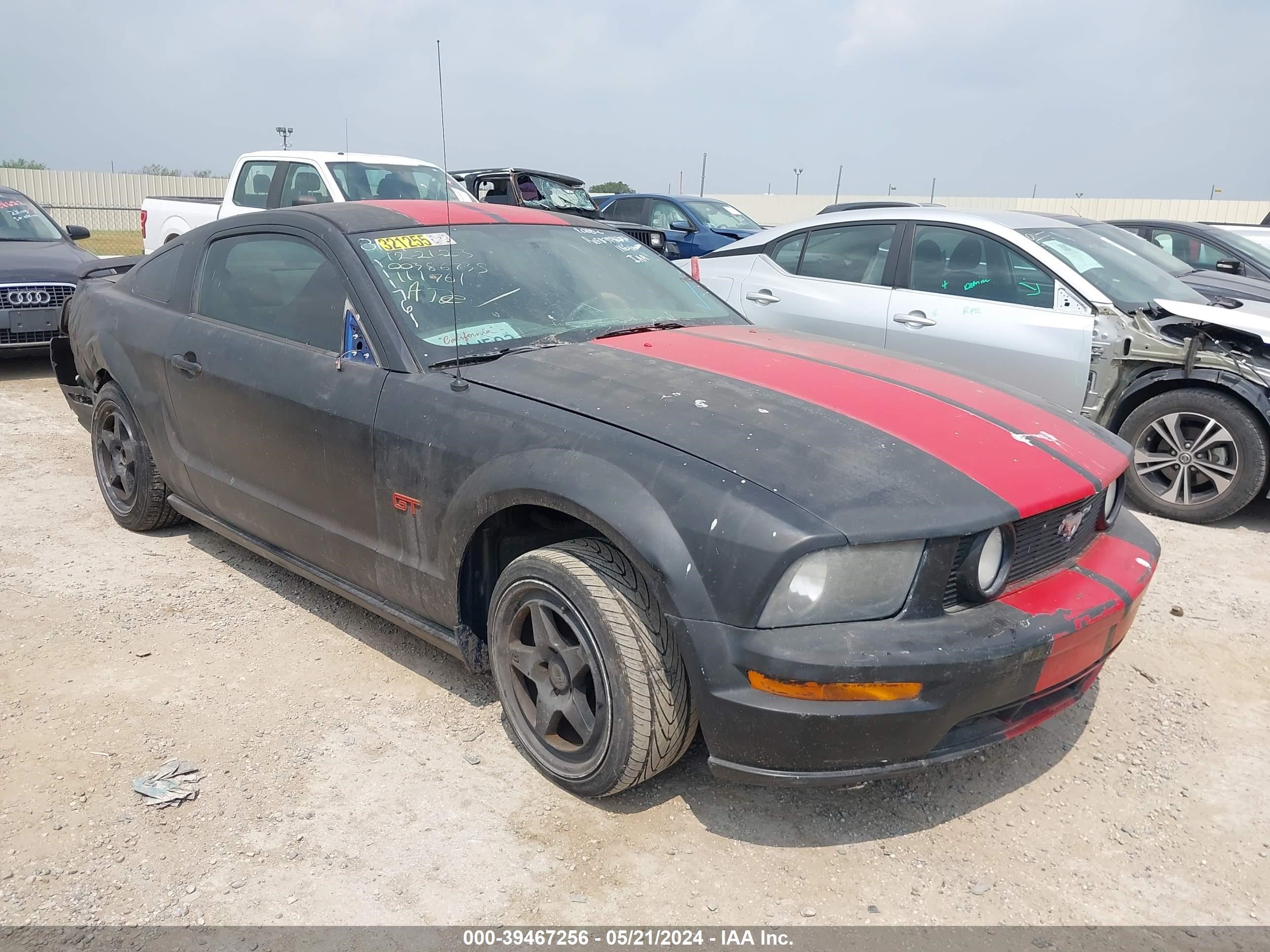 ford mustang 2008 1zvht82hx85111761