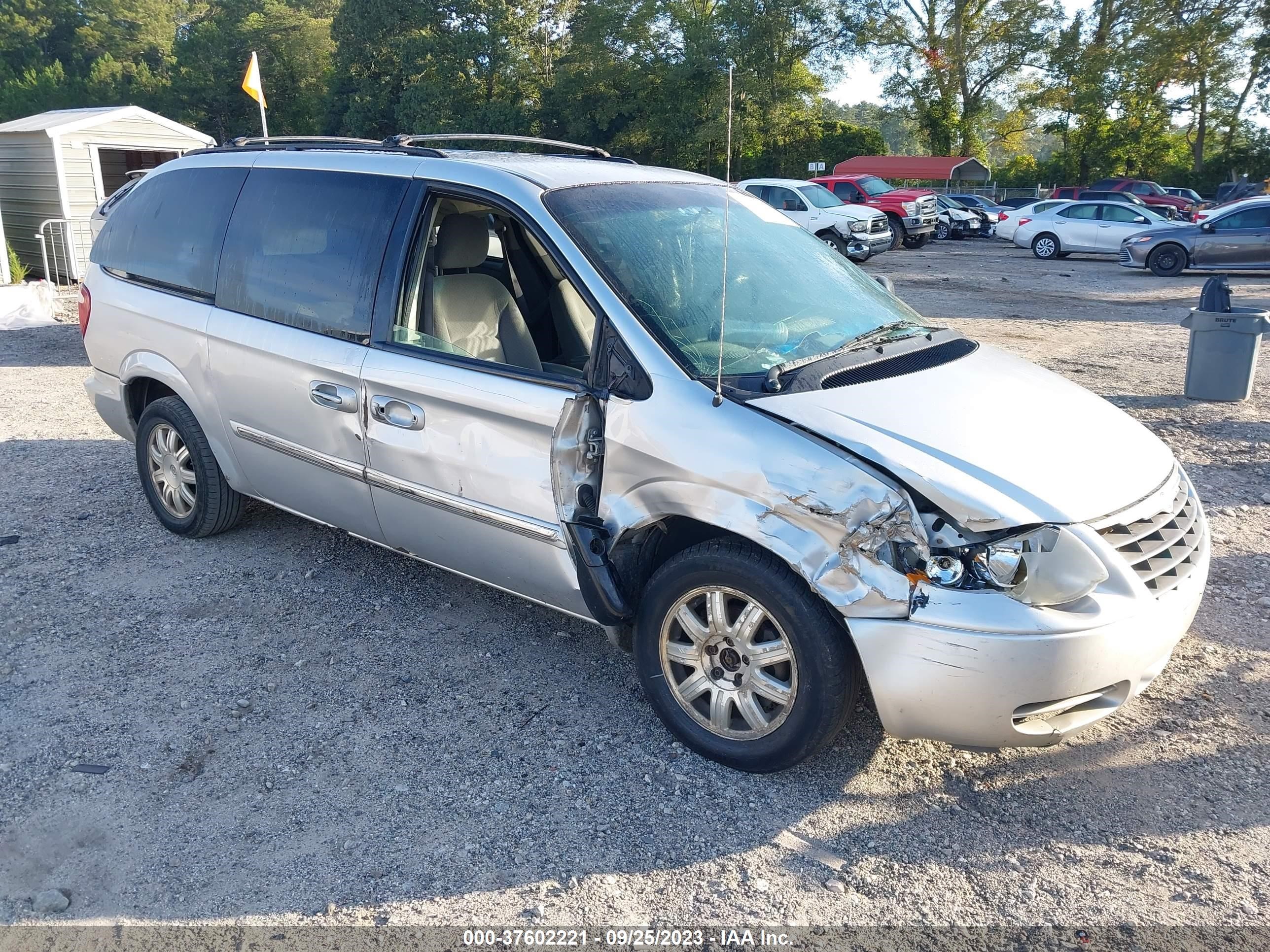 chrysler town & country 2007 2a4gp54l27r156093