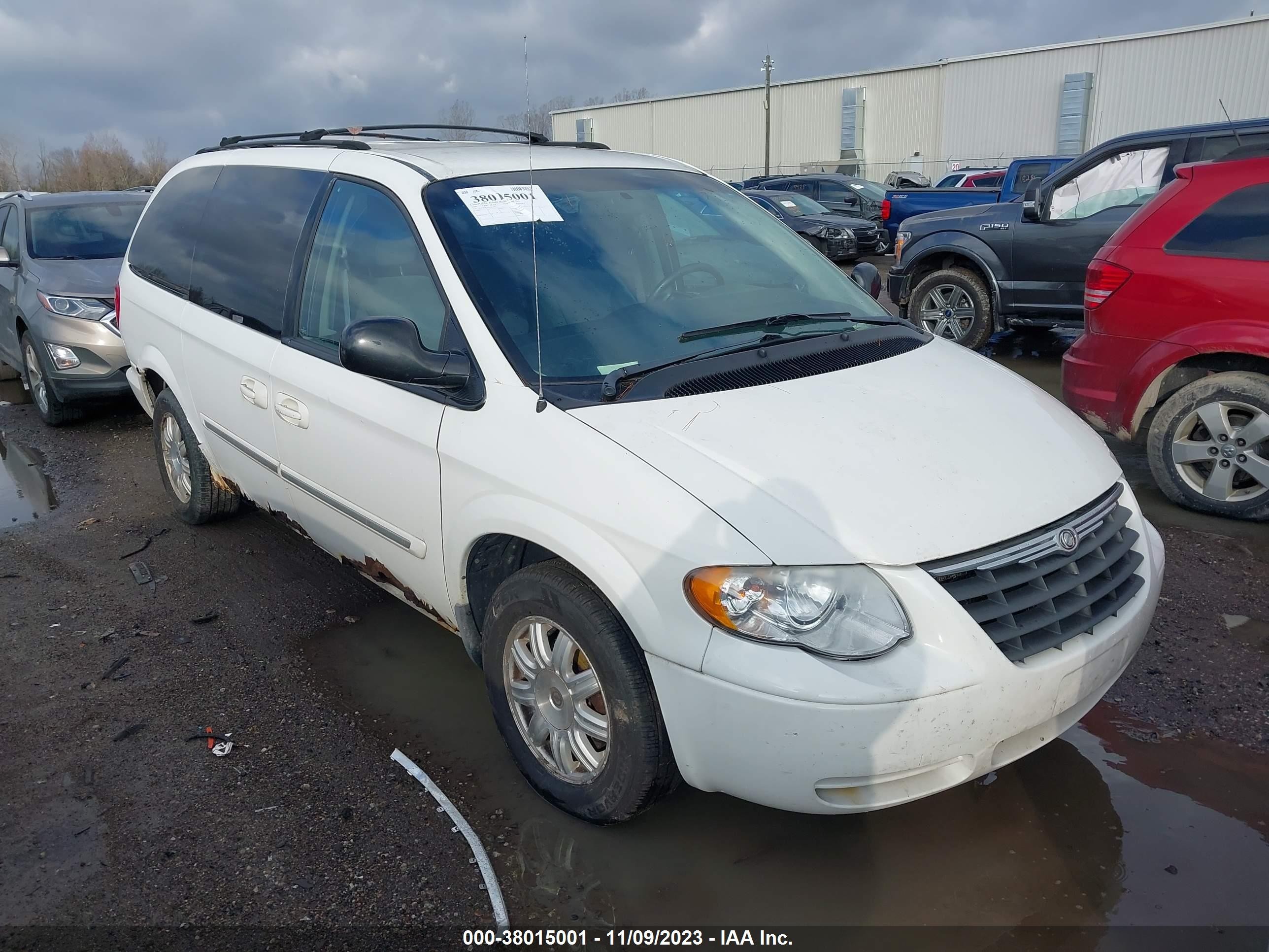 chrysler town & country 2006 2a4gp54l96r893905