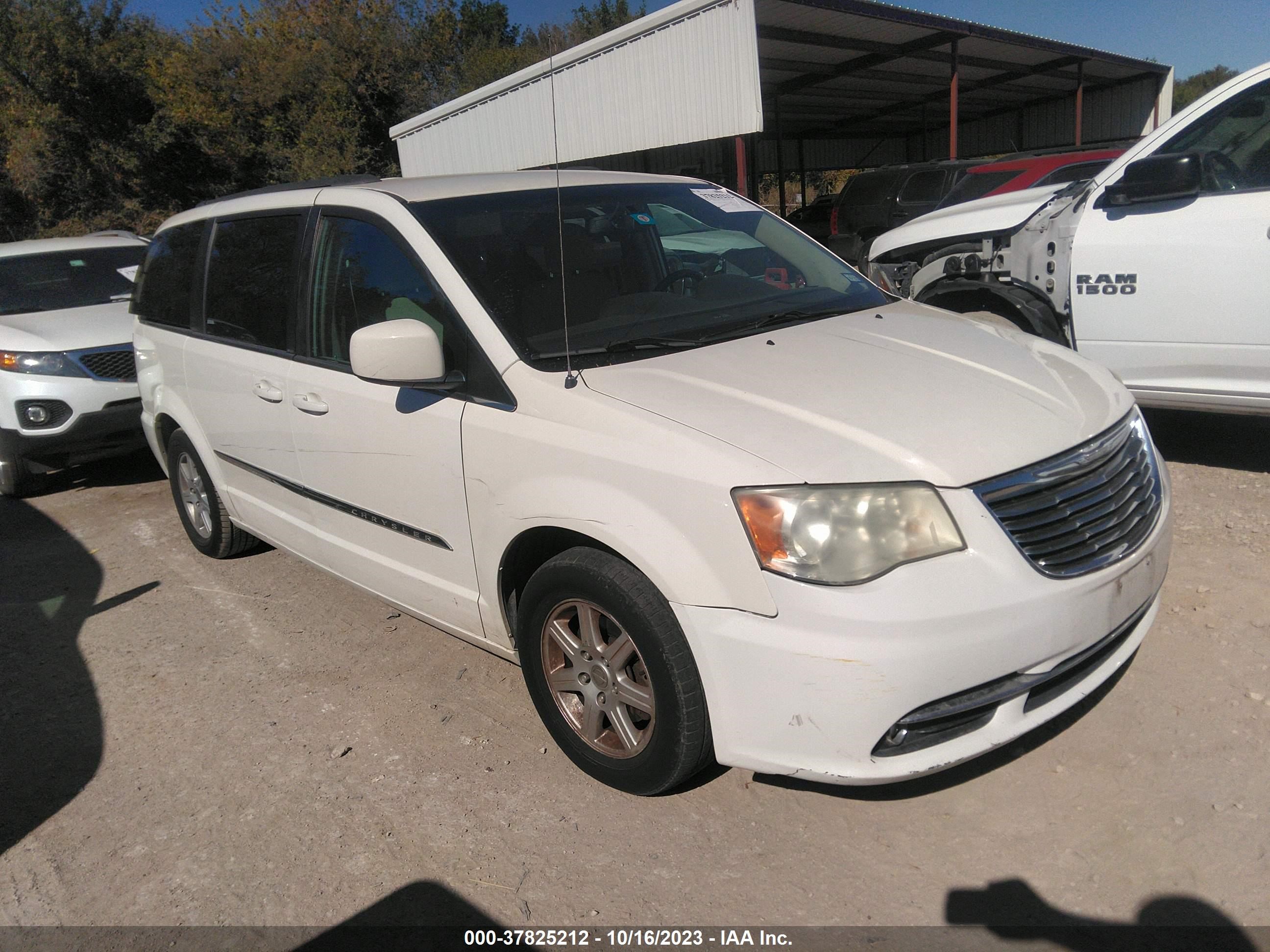 chrysler town & country 2011 2a4rr5dg2br702406