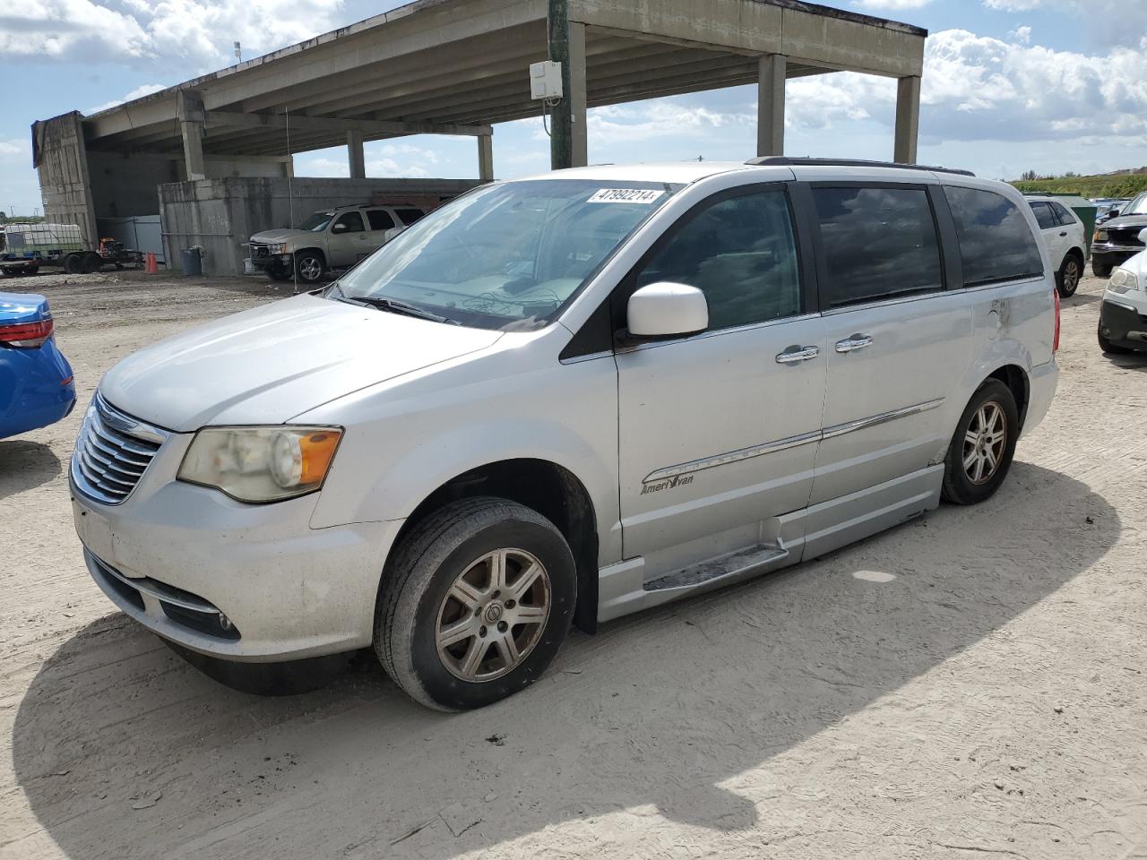 chrysler town & country 2011 2a4rr5dg2br775792