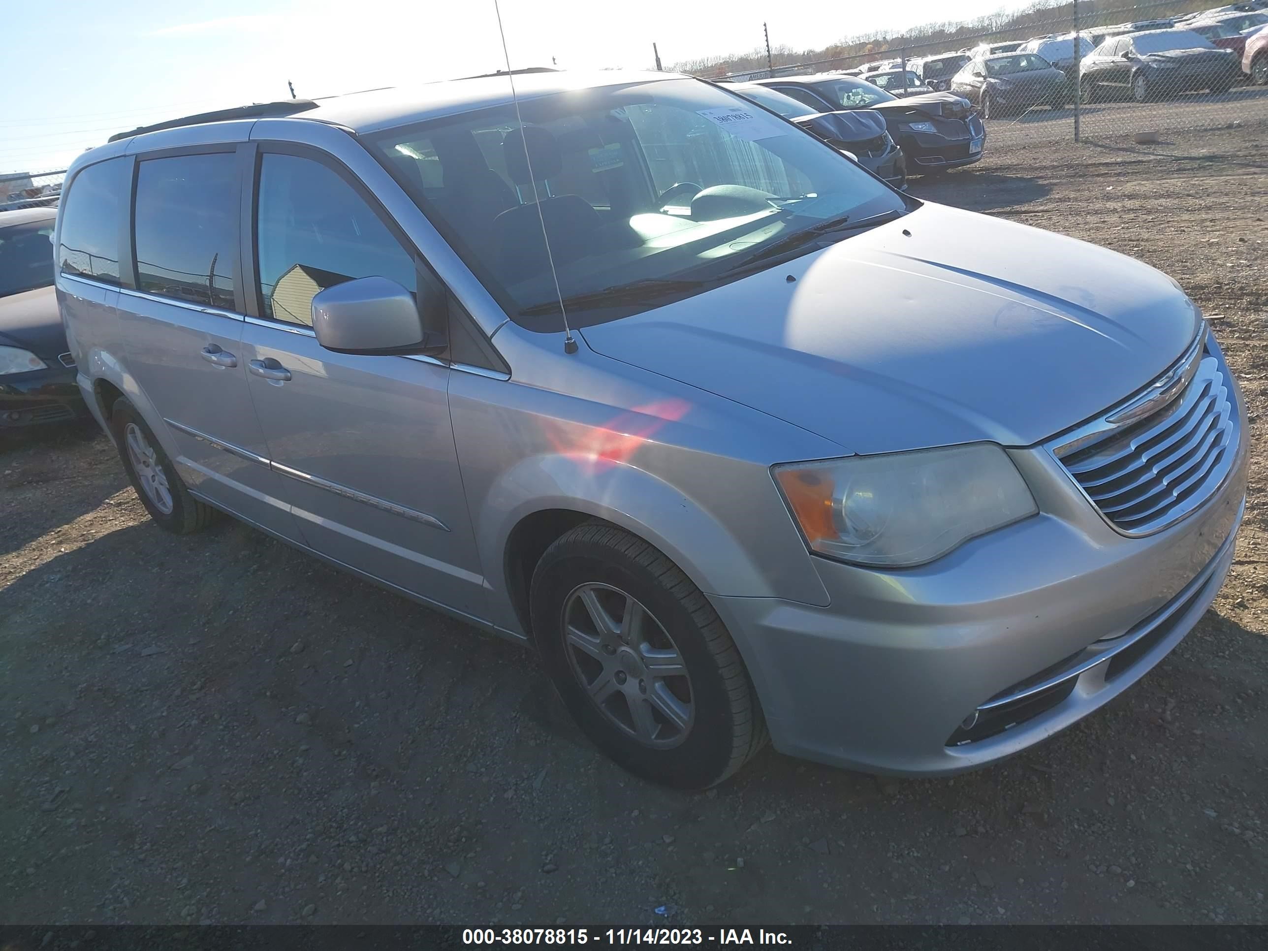 chrysler town & country 2011 2a4rr5dg6br669359