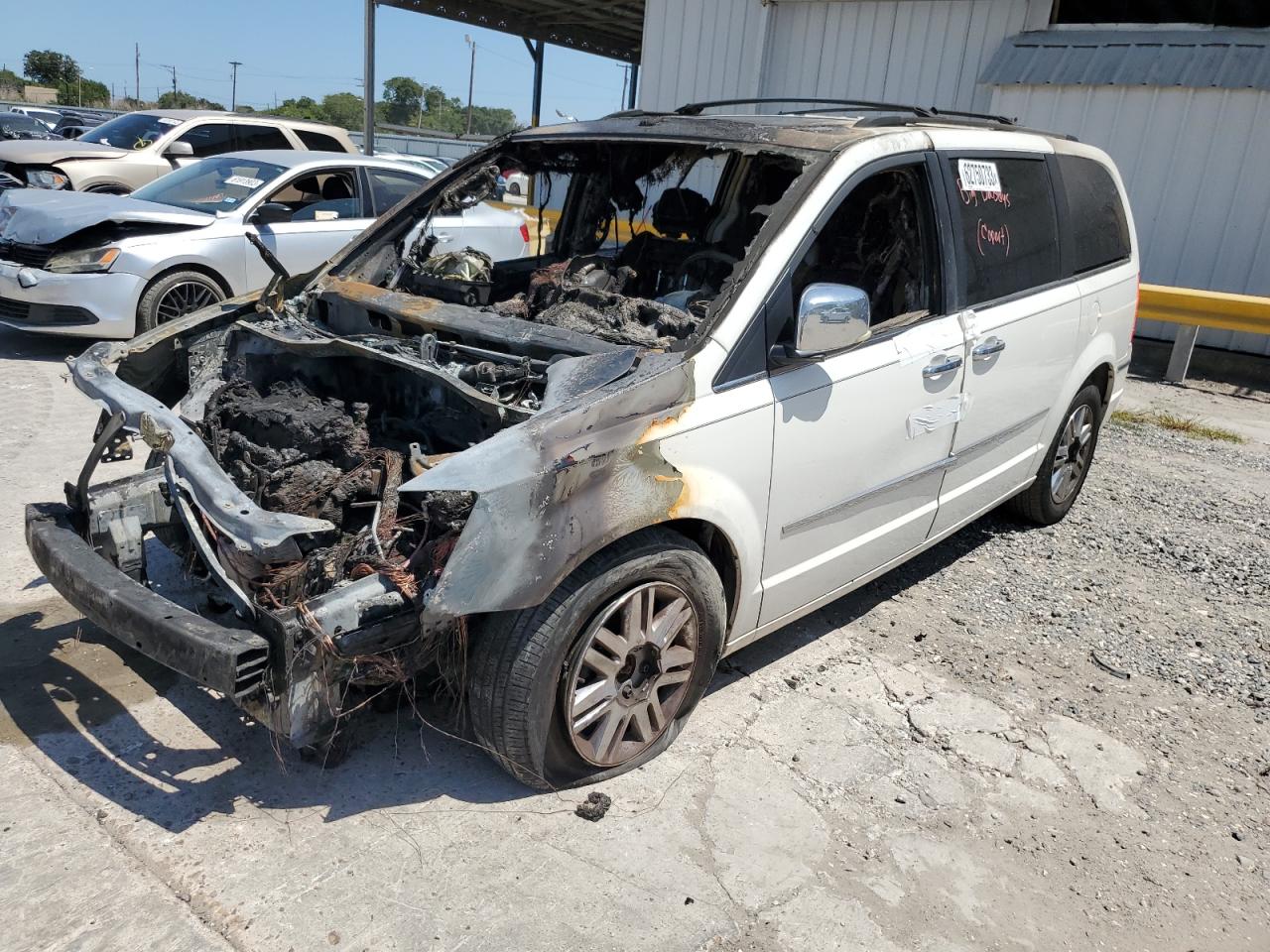 chrysler town & country 2010 2a4rr7dx4ar322283