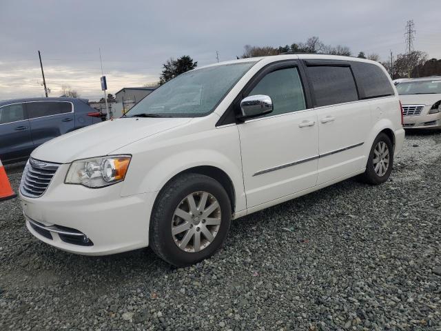 chrysler town & cou 2011 2a4rr8dg5br676692