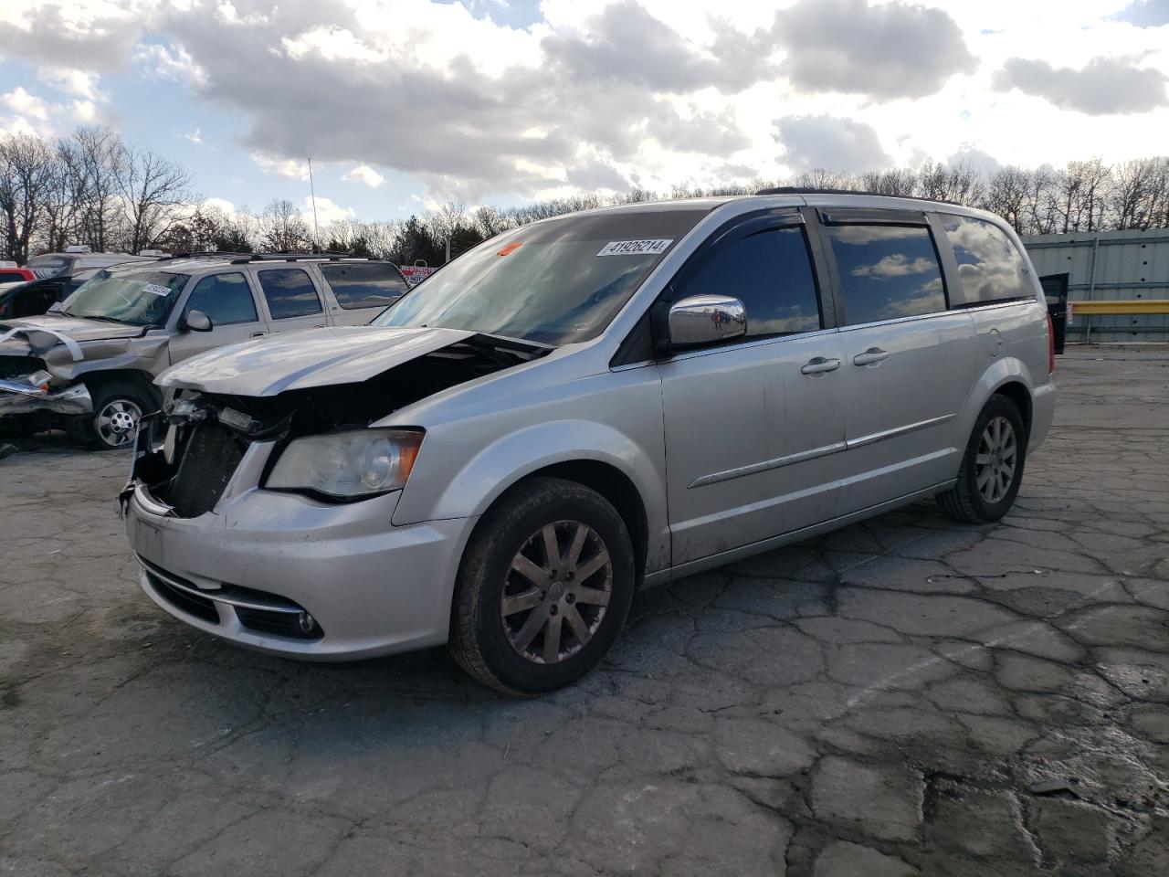 chrysler town & country 2011 2a4rr8dg7br676533