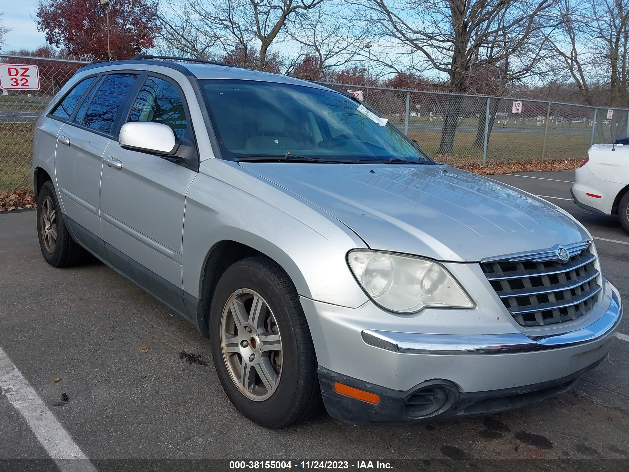 chrysler pacifica 2007 2a8gf68x77r201338