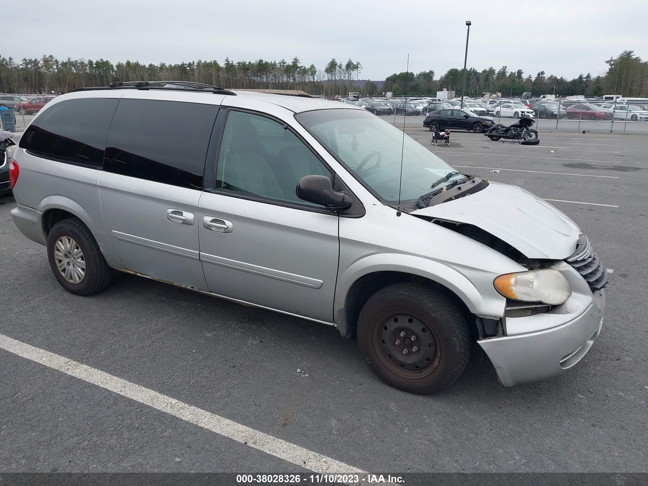 chrysler town & country 2007 2a8gp44r67r284723