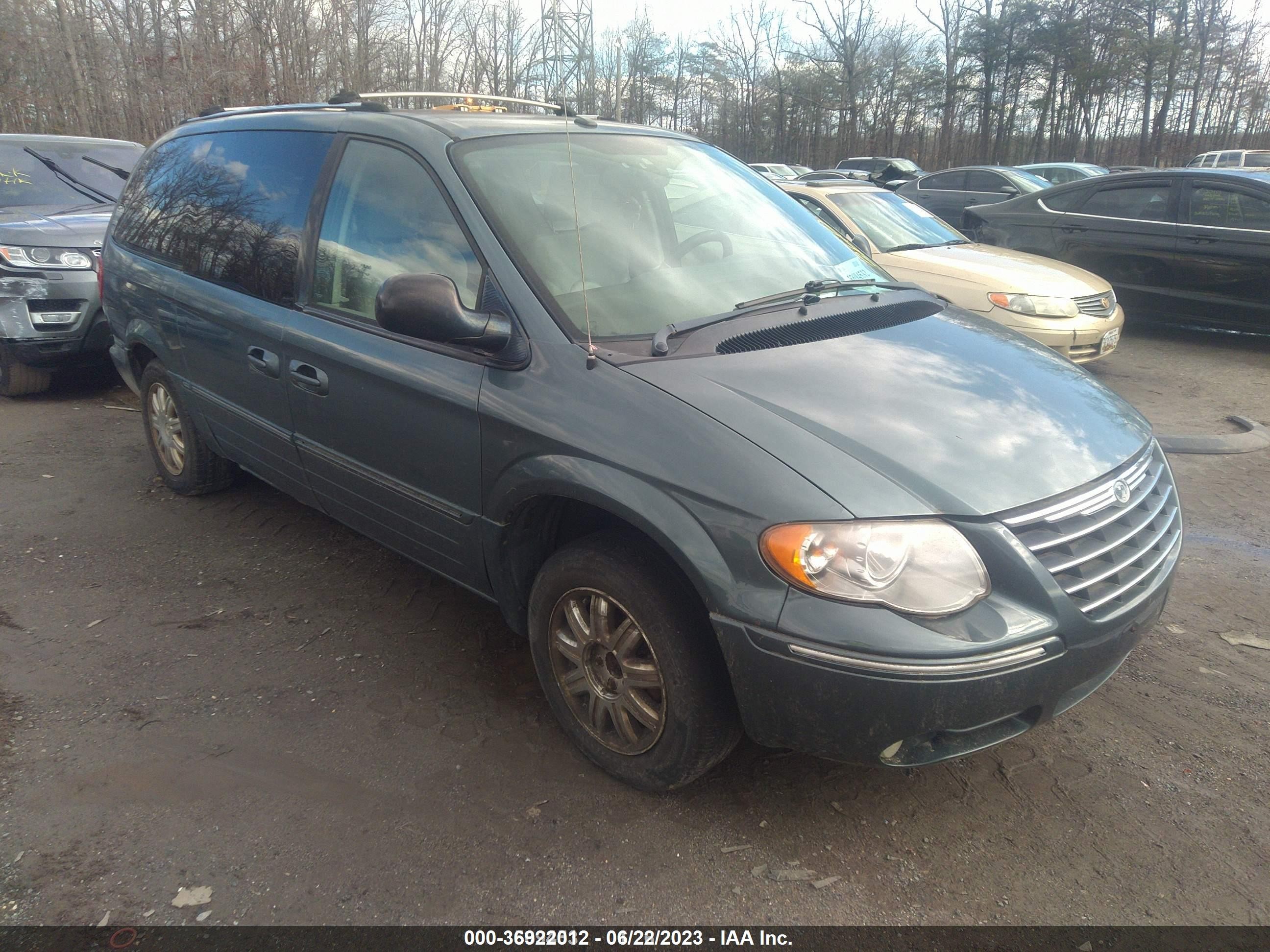 chrysler town & country 2006 2a8gp64lx6r672415