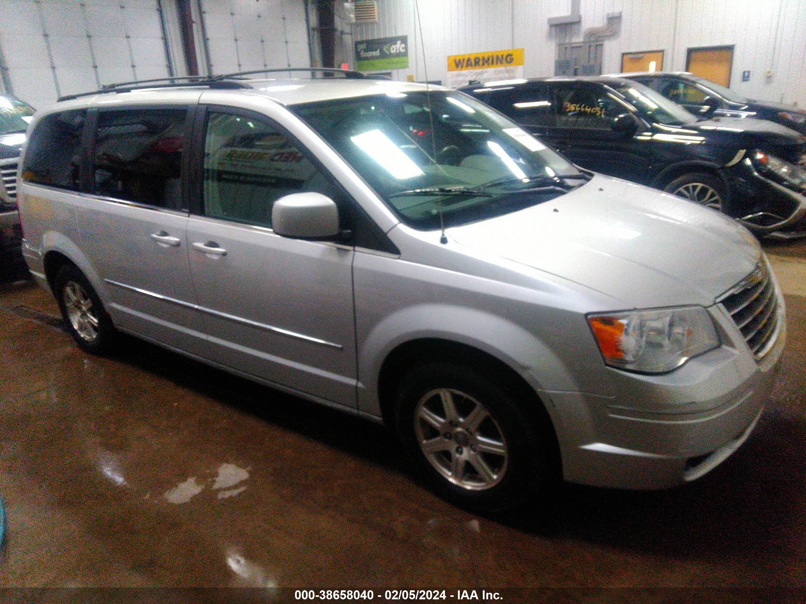 chrysler town & country 2009 2a8hr54109r630671