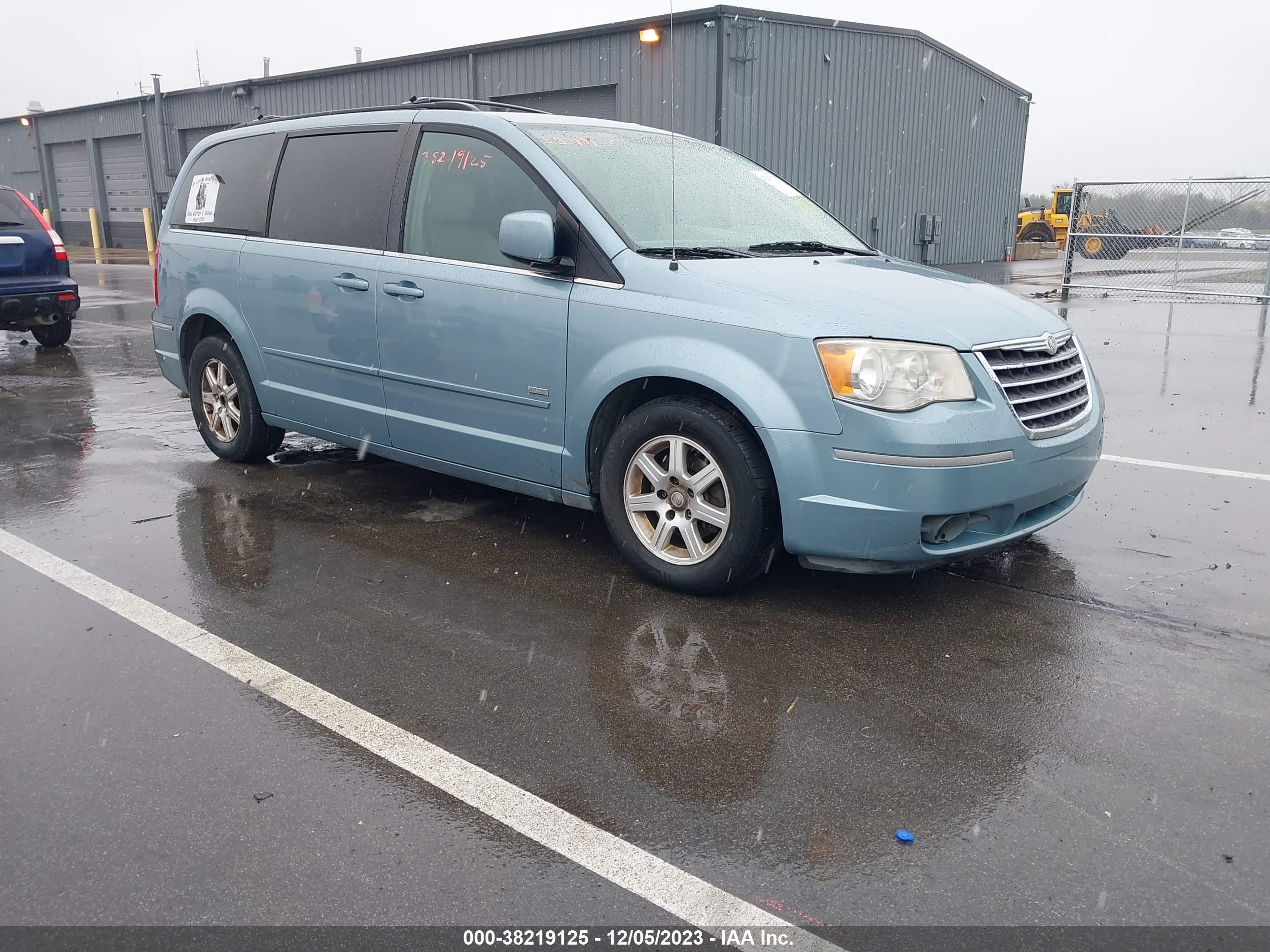 chrysler town & country 2008 2a8hr54px8r731235
