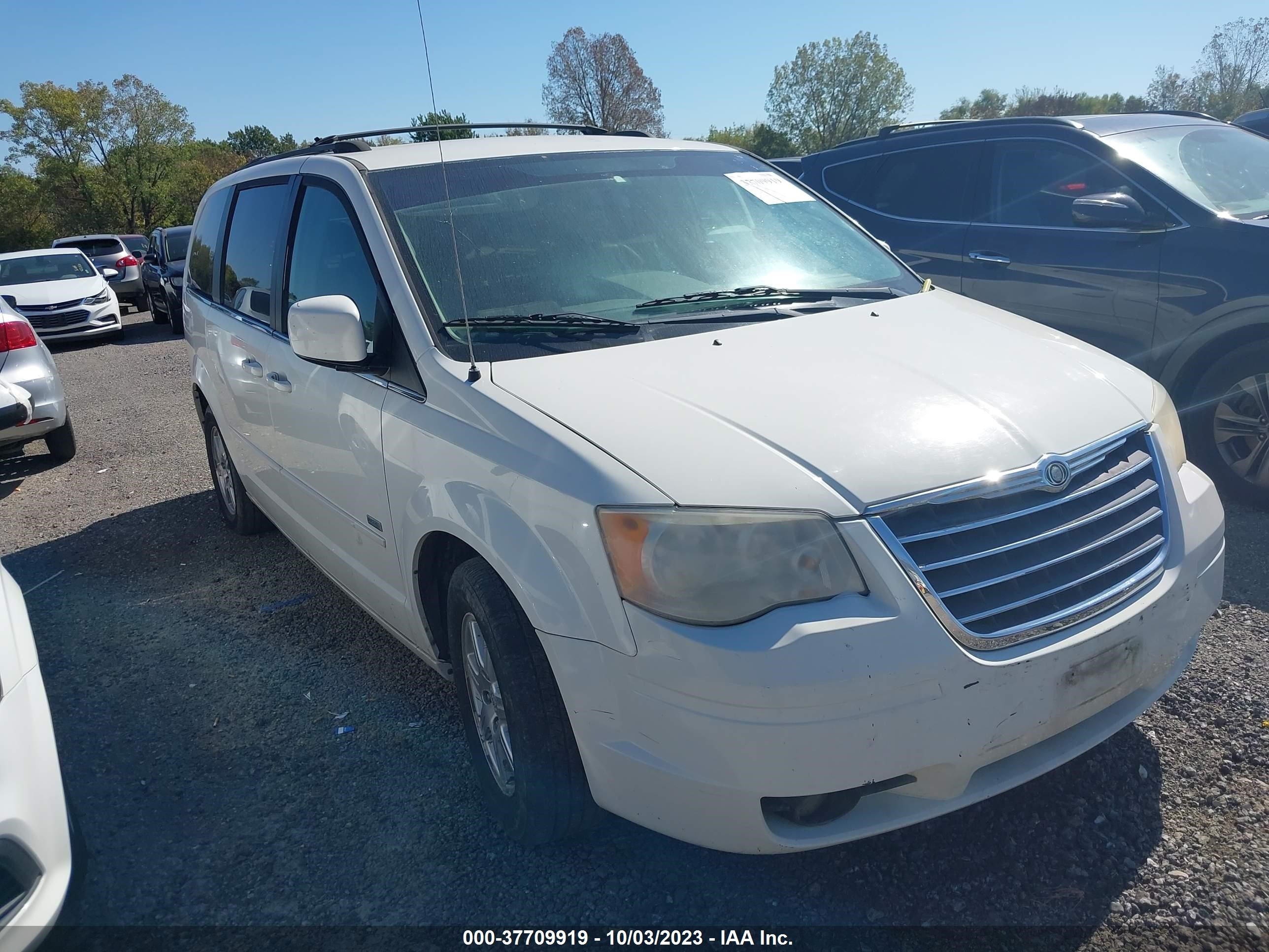 chrysler town & country 2008 2a8hr54px8r792066