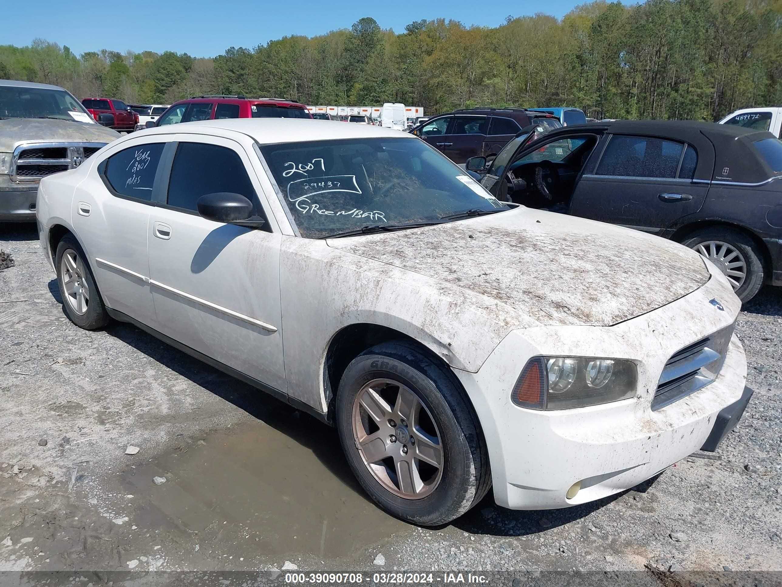 dodge charger 2007 2b3ka43g37h837144