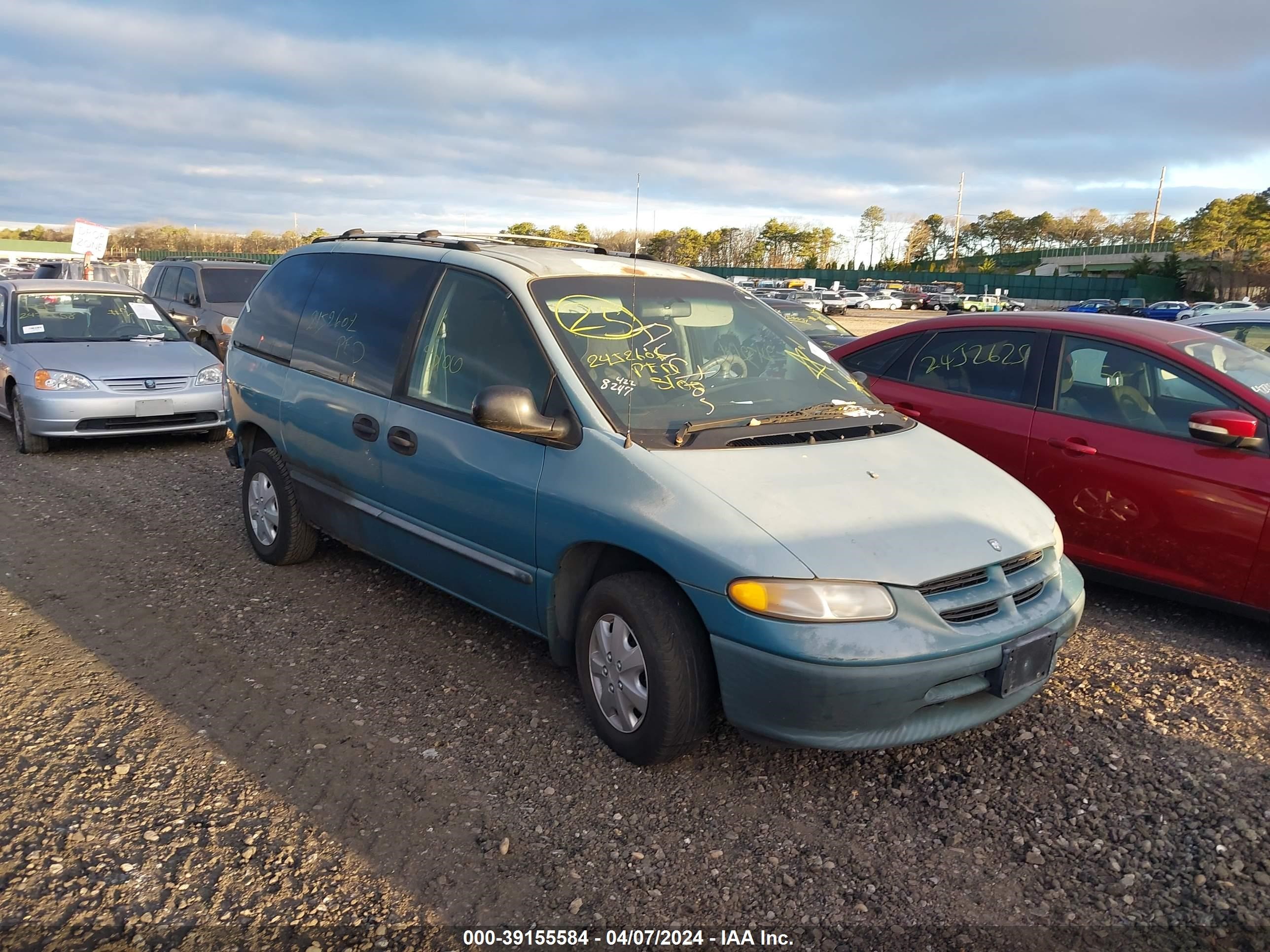 dodge caravan 1996 2b4fp2533tr798182