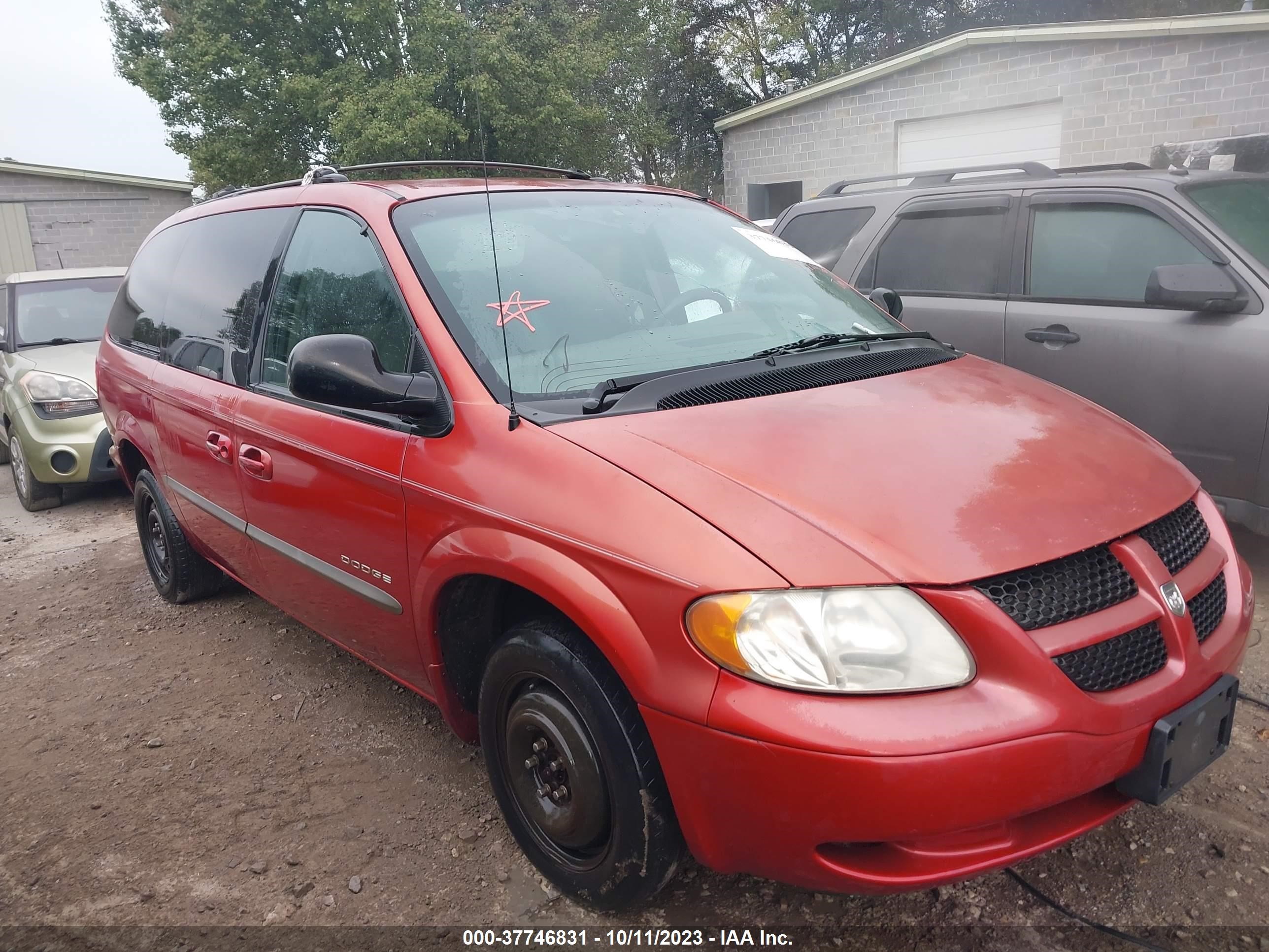 dodge caravan 2001 2b4gp44311r419548