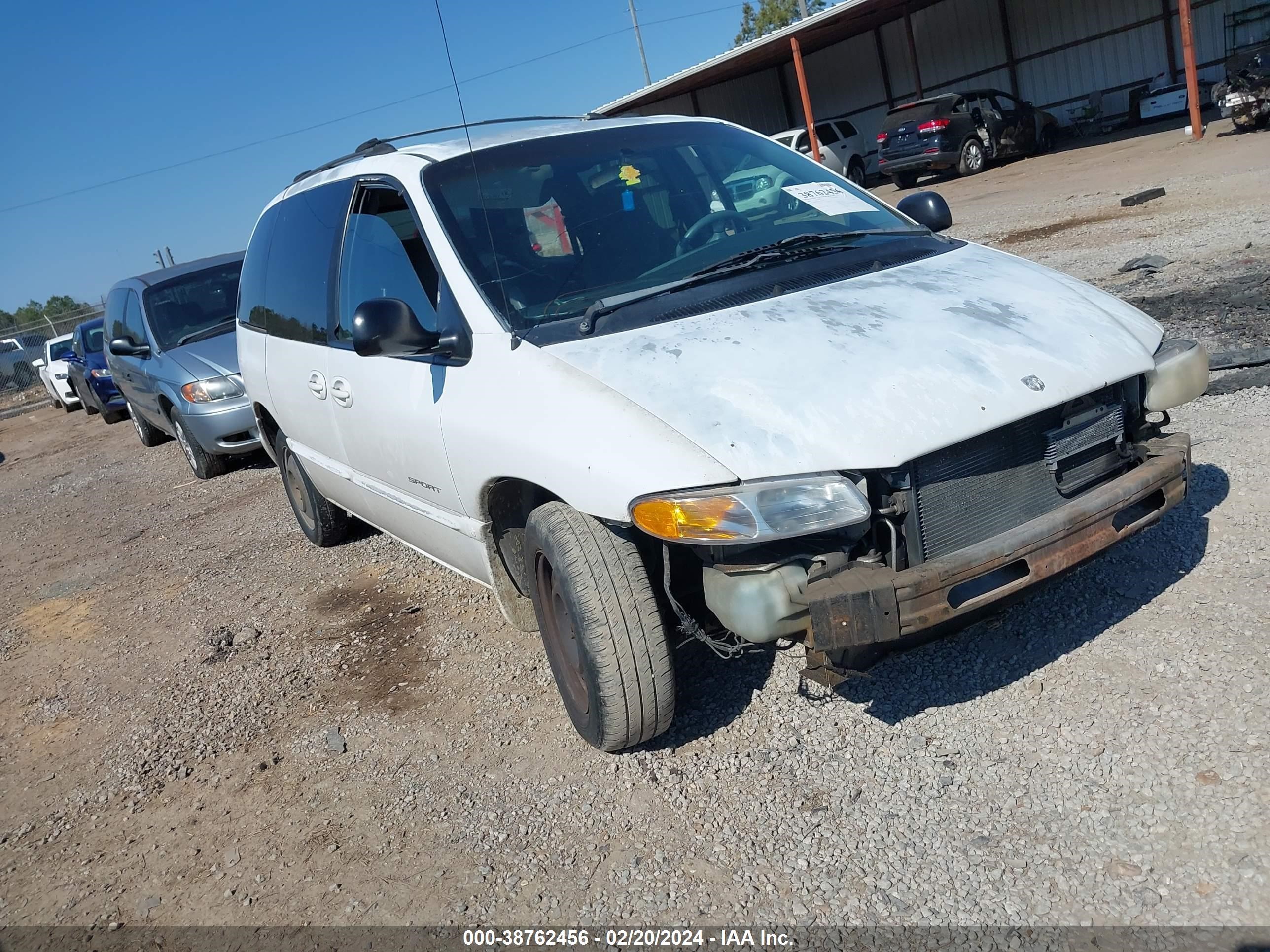 dodge caravan 1999 2b4gp45g0xr312100