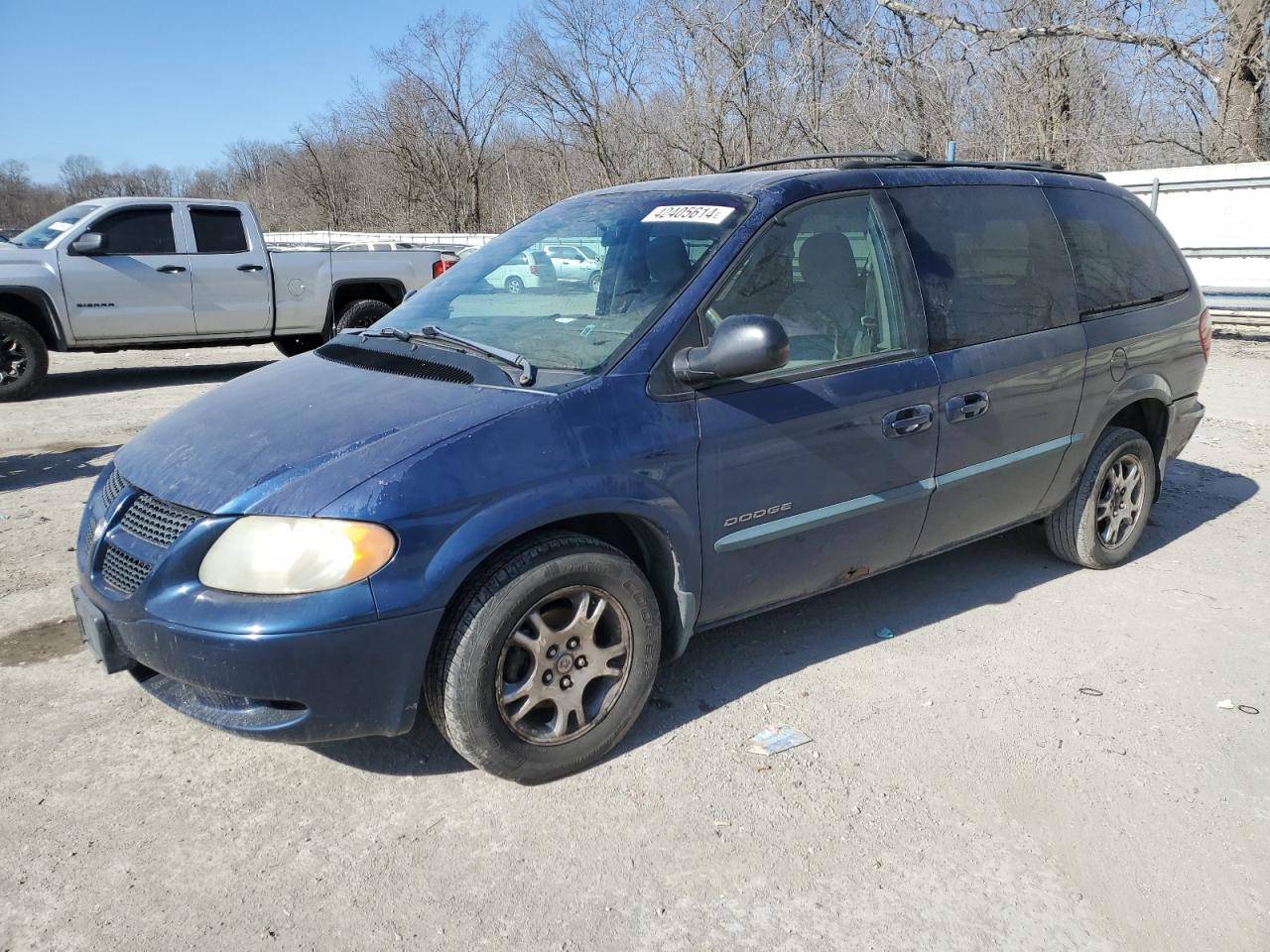 dodge caravan 2001 2b4gp74l91r286121