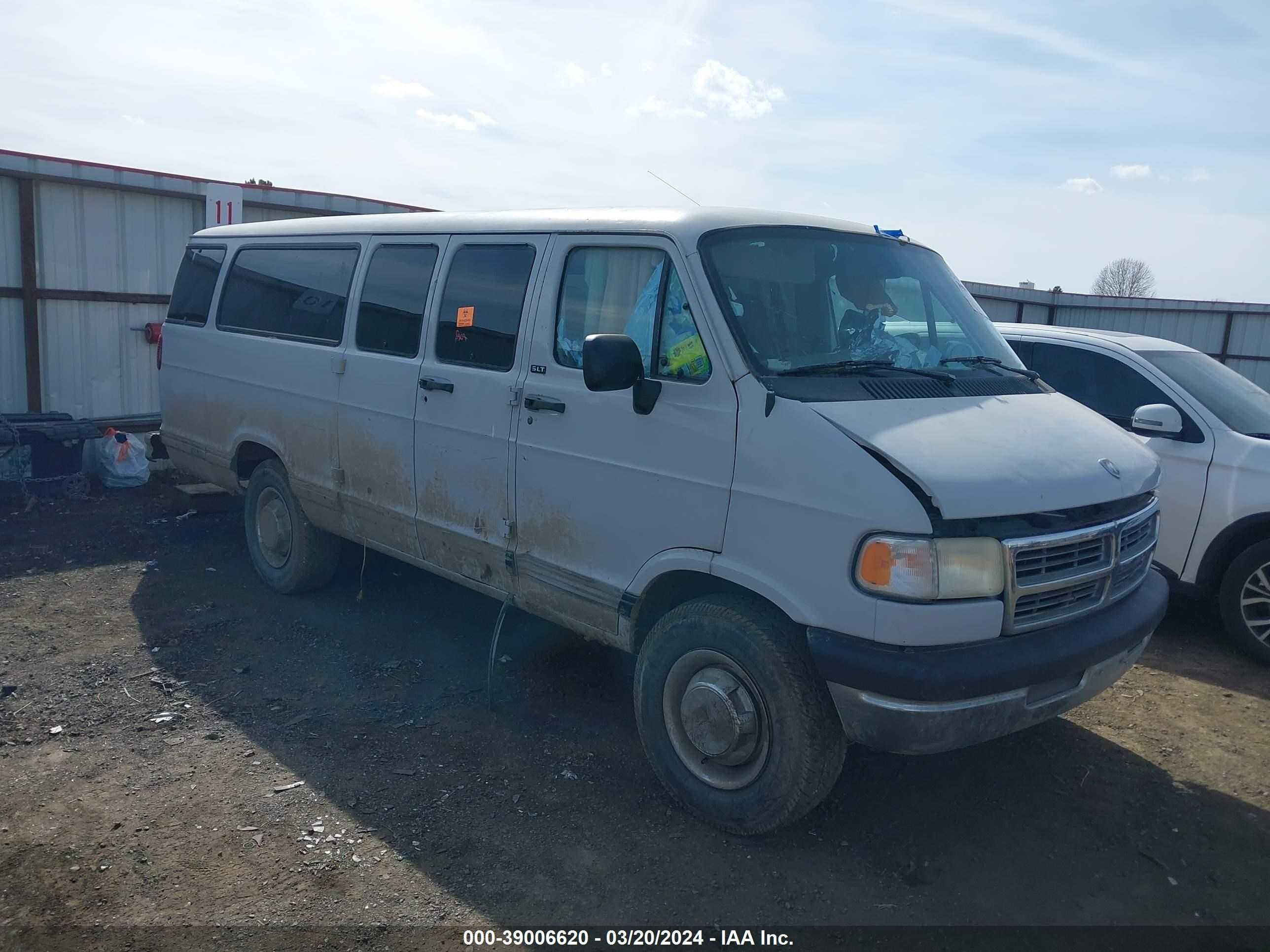 dodge ram van 1996 2b5wb35zxtk118548