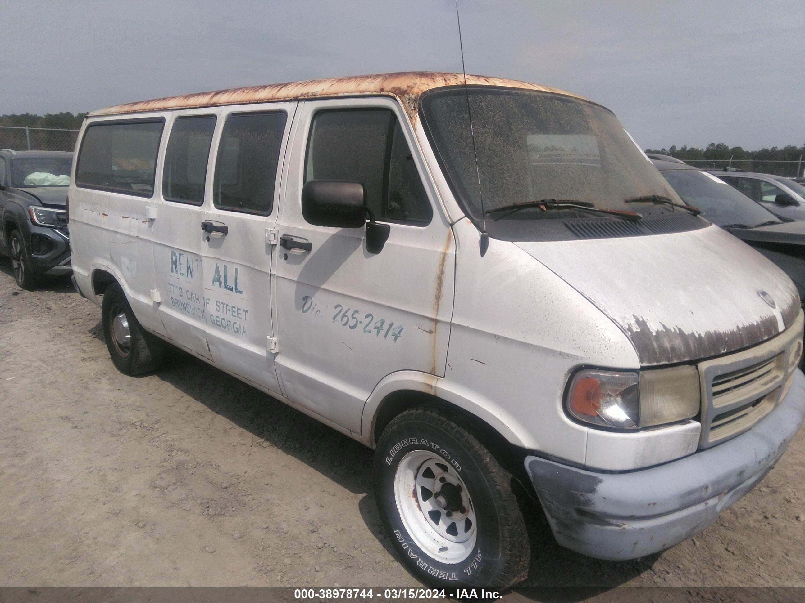 dodge ram van 1996 2b7hb21y6tk117050