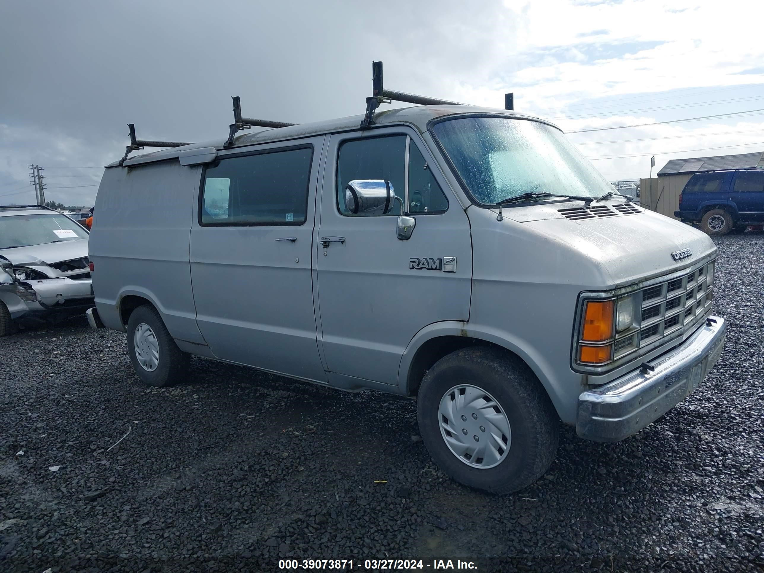 dodge ram van 1987 2b7hb23txhk257398