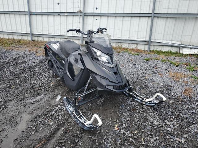 ski doo renegade 2014 2bpsuwea3ev000077