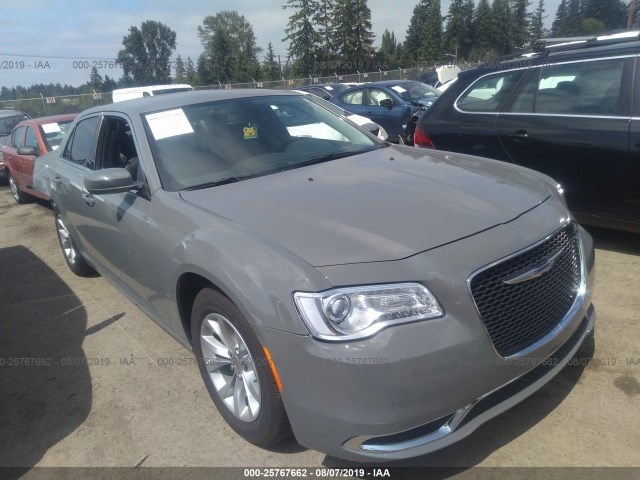 chrysler 300 2019 2c3ccaag1kh568931