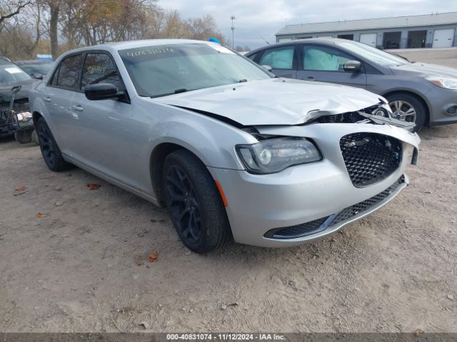 chrysler 300 2019 2c3ccaag1kh610191