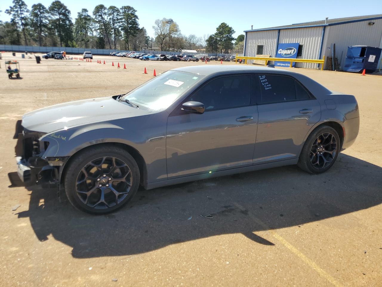 chrysler 300 2019 2c3ccaag2kh610376