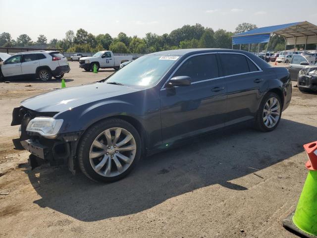 chrysler 300 tourin 2018 2c3ccaag6jh232366