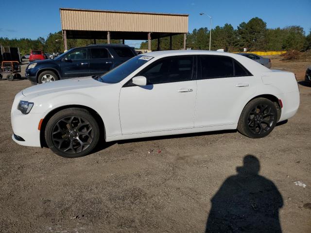 chrysler 300 s 2019 2c3ccabg0kh708126