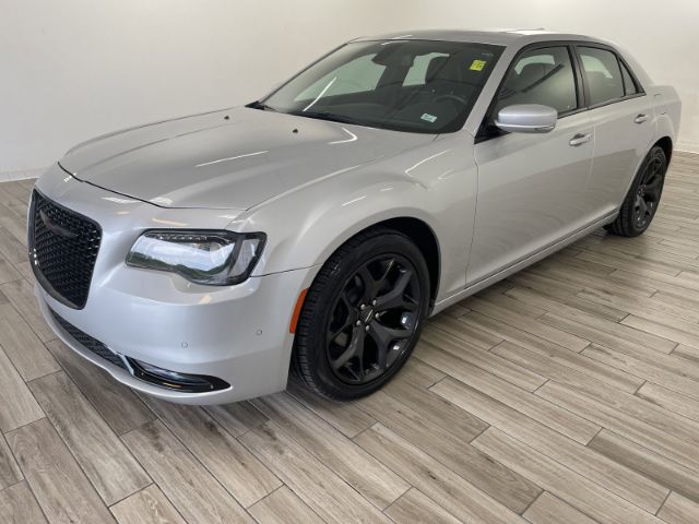 chrysler 300 2021 2c3ccabg1mh550186