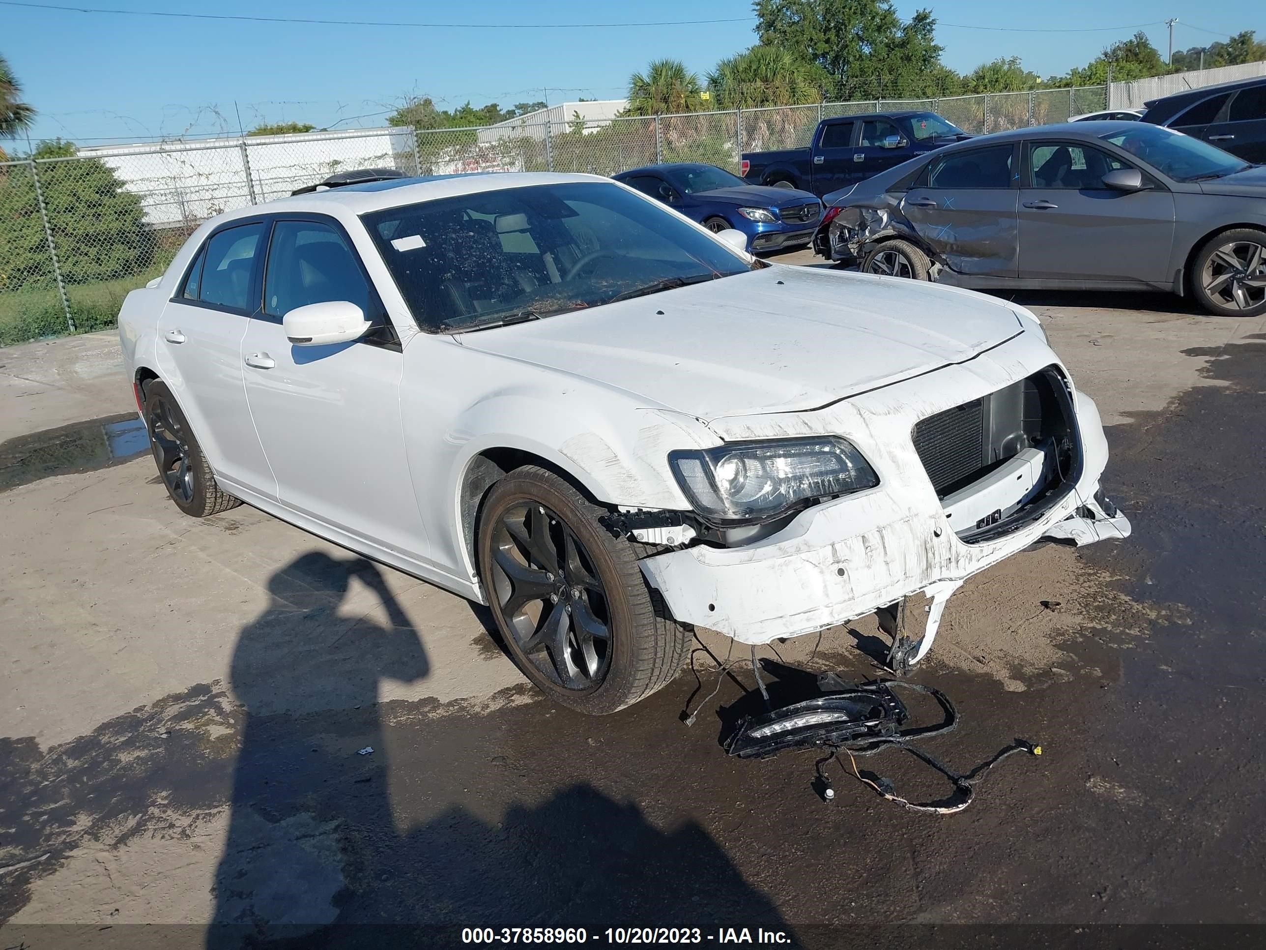 chrysler 300 2022 2c3ccabt5nh236653