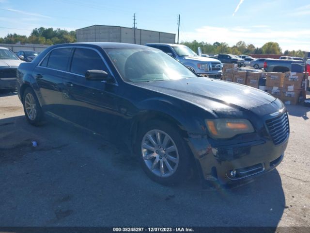 chrysler 300c 2013 2c3ccaet4dh661677