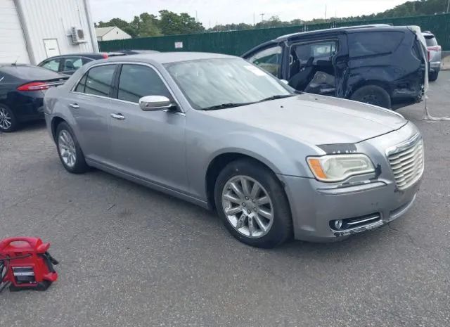 chrysler 300c 2013 2c3ccaet8dh661715