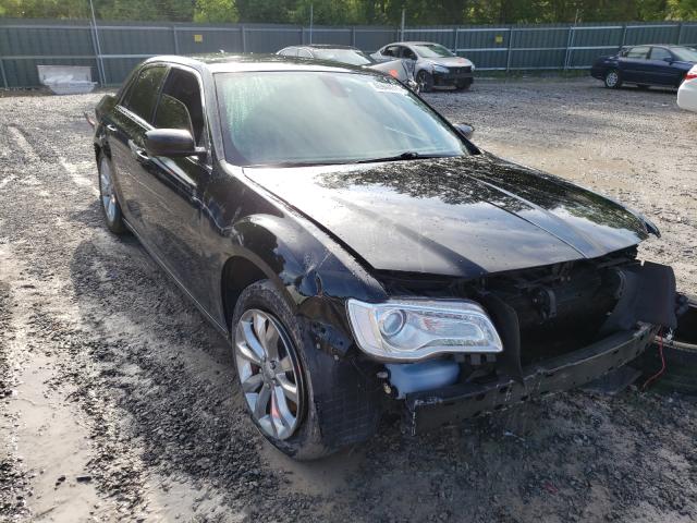 chrysler 300 tourin 2018 2c3ccarg5jh257991