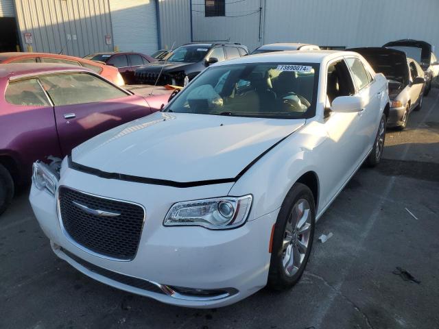 chrysler 300 tourin 2018 2c3ccarg8jh218442