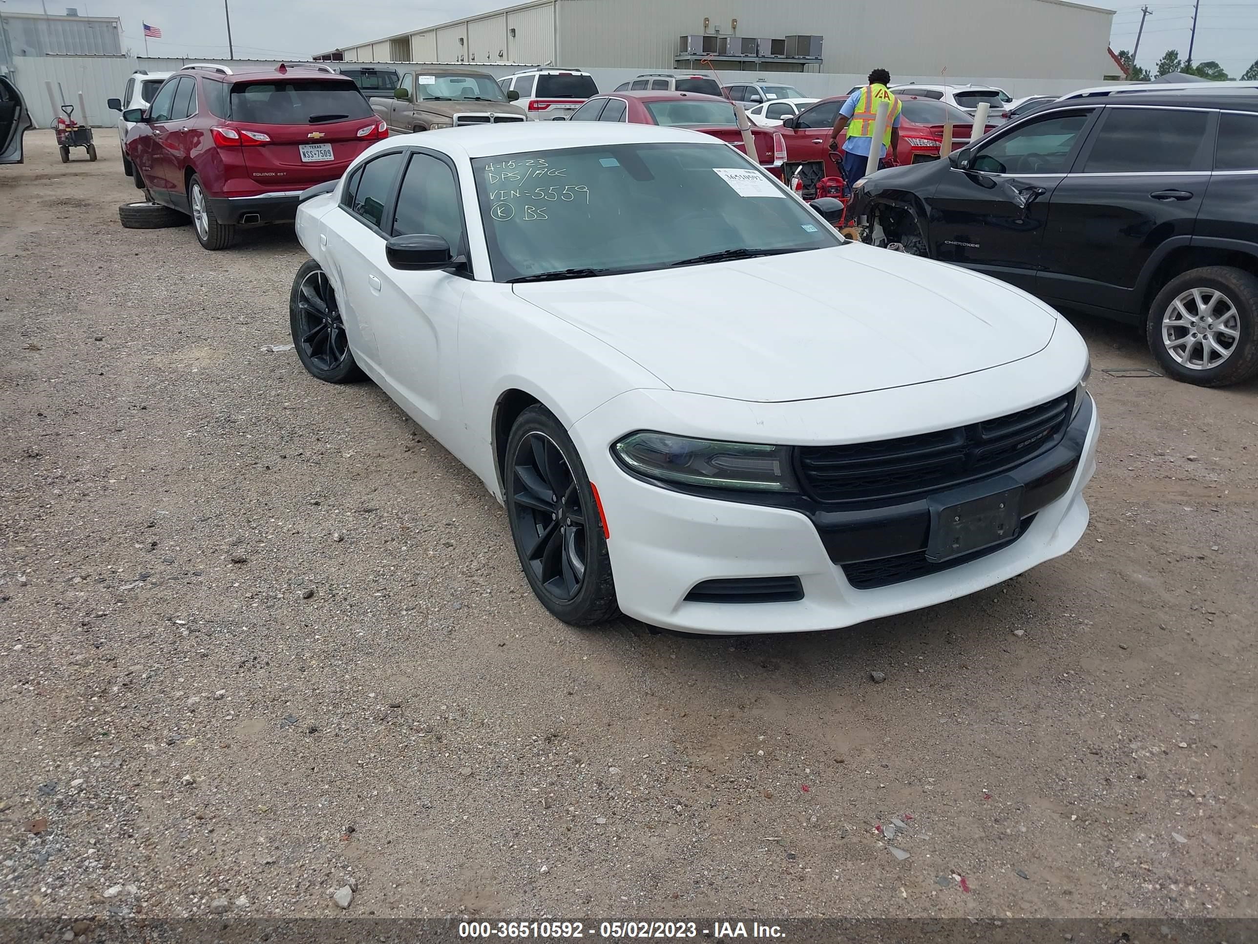 dodge charger 2018 2c3cdxbg5jh135559
