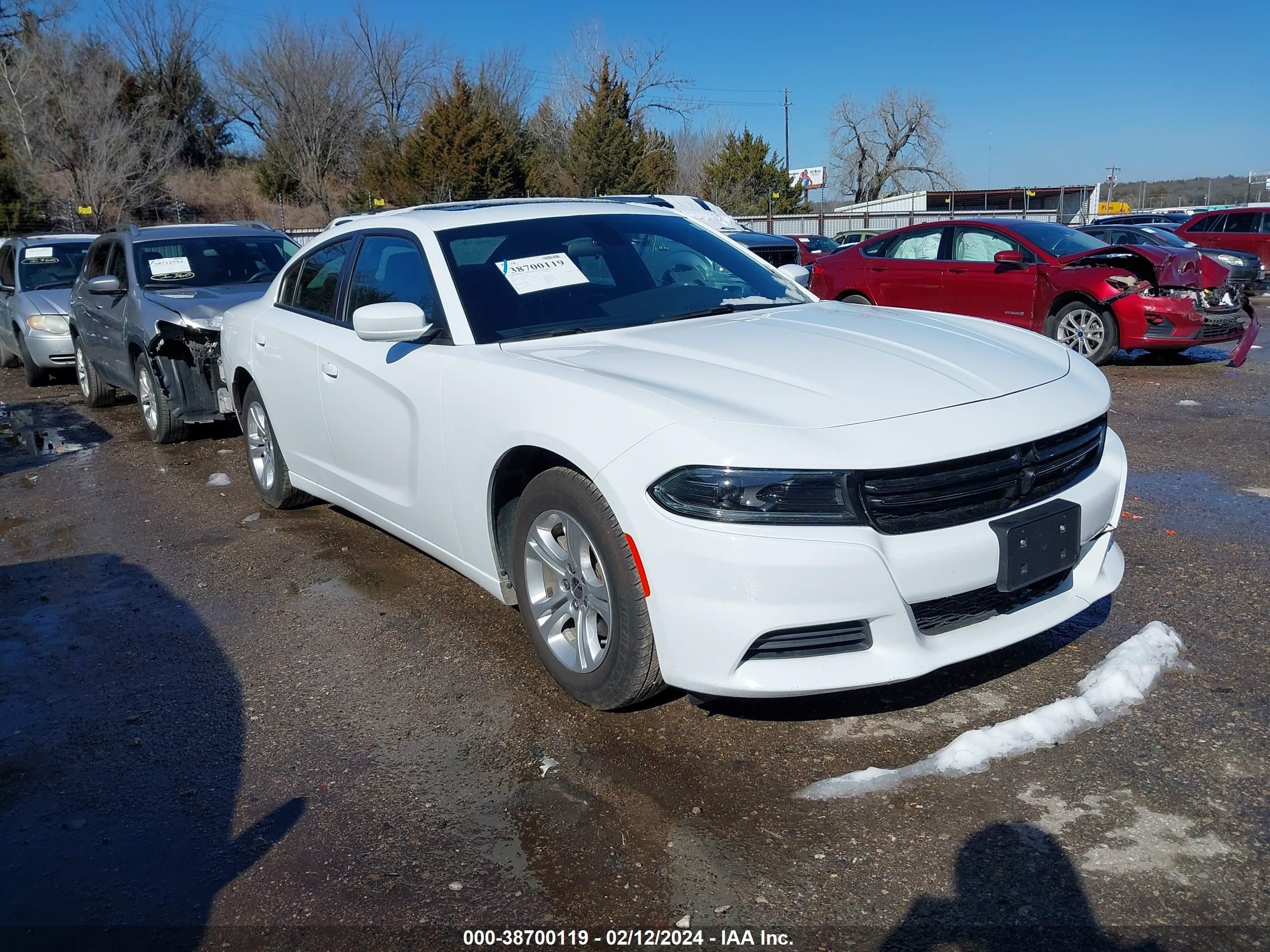 dodge charger 2022 2c3cdxbg7nh145211