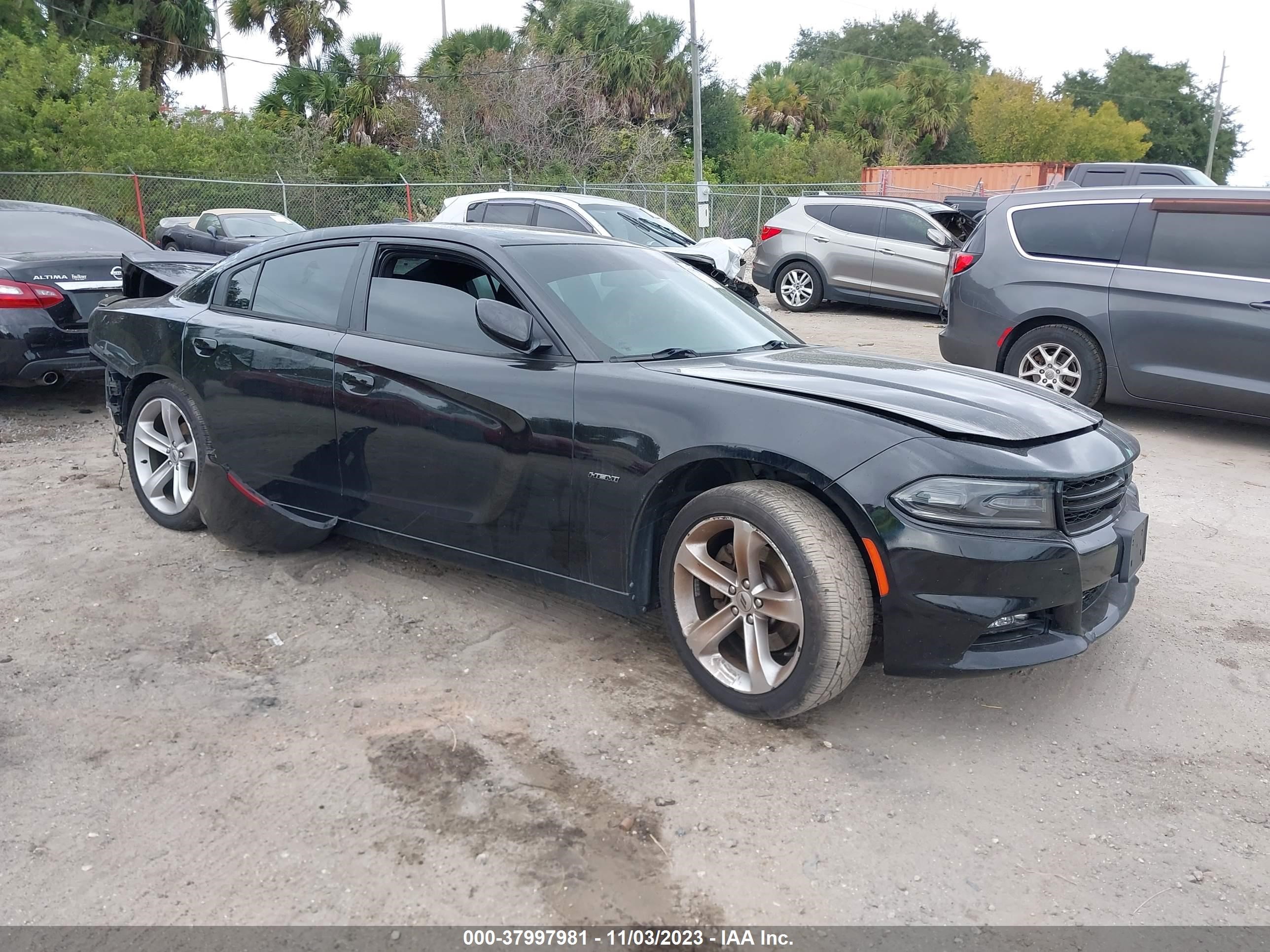 dodge charger 2018 2c3cdxct5jh155841