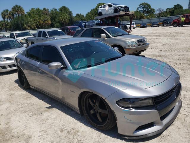 dodge charger r/ 2018 2c3cdxct8jh166235