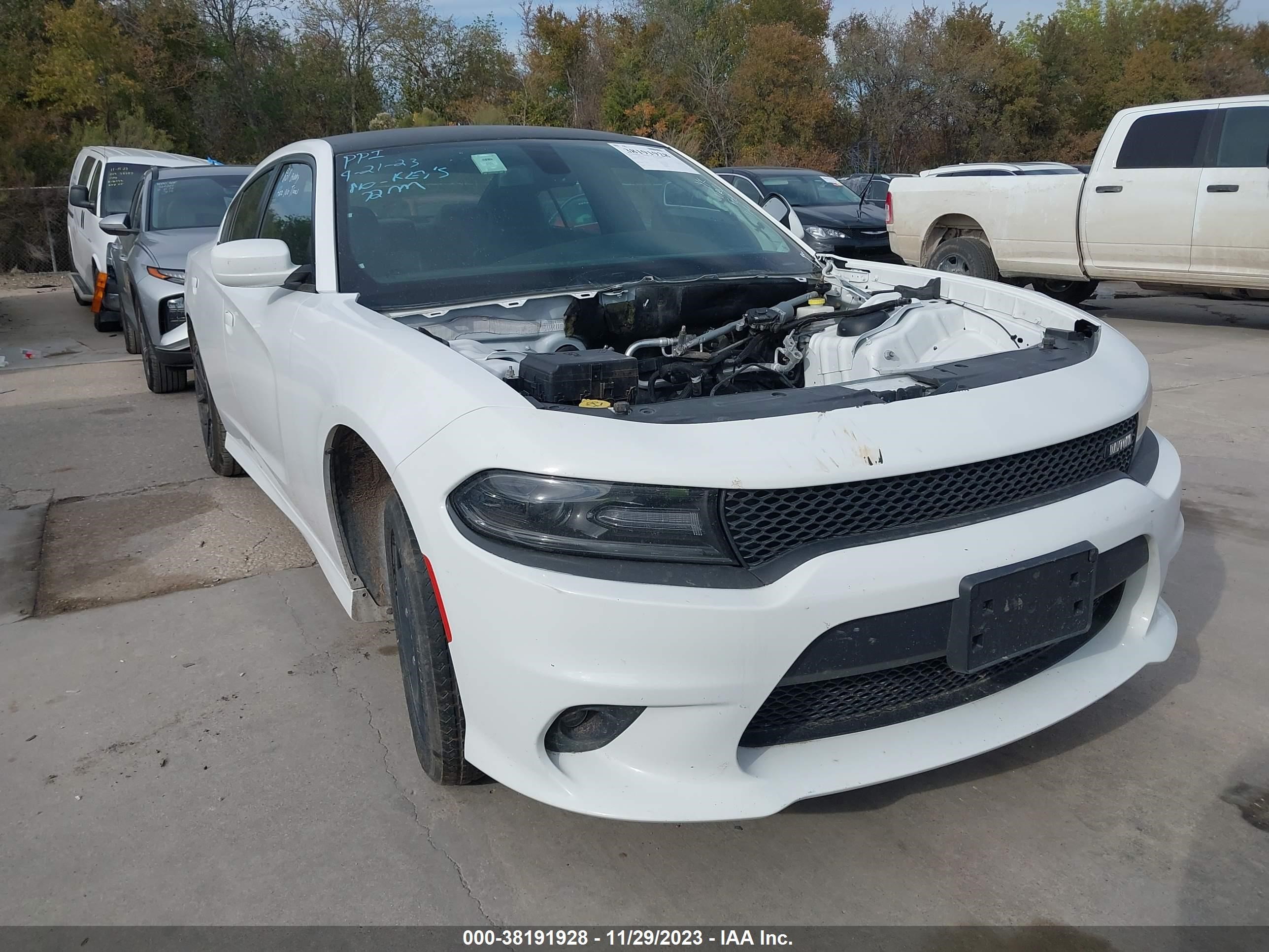 dodge charger 2018 2c3cdxct9jh147239