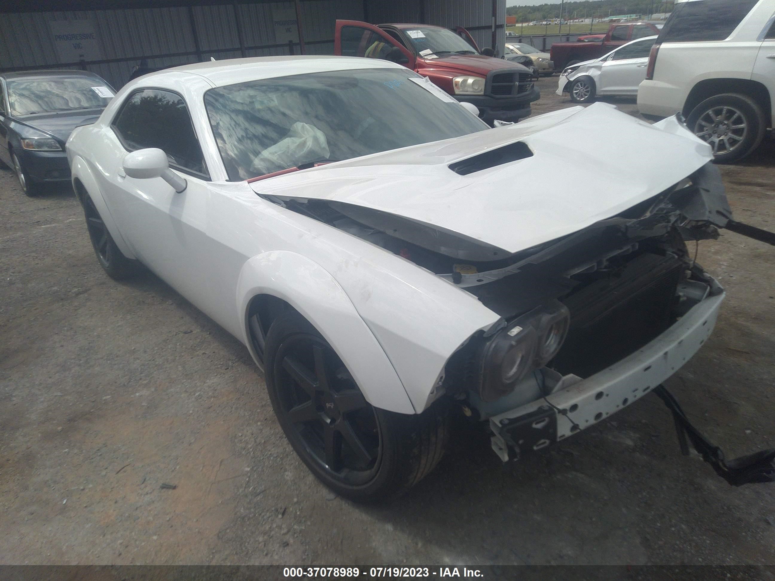 dodge challenger 2017 2c3cdzag0hh633336