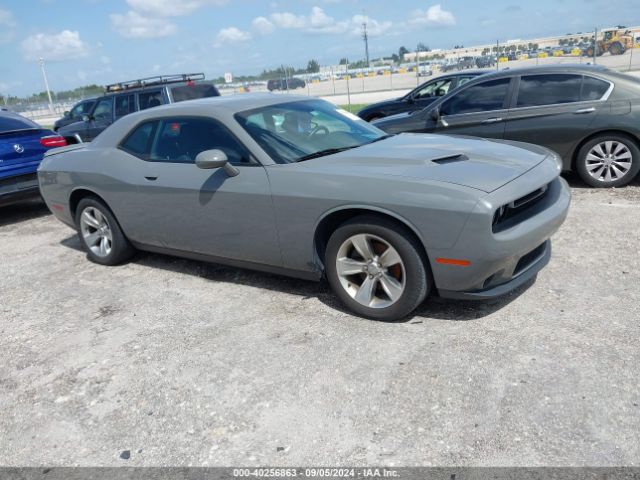 dodge challenger 2018 2c3cdzag1jh315960