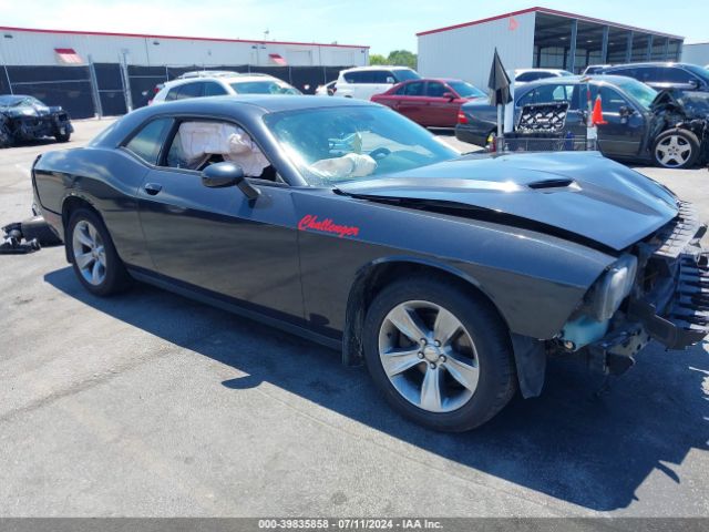 dodge challenger 2017 2c3cdzag2hh530404